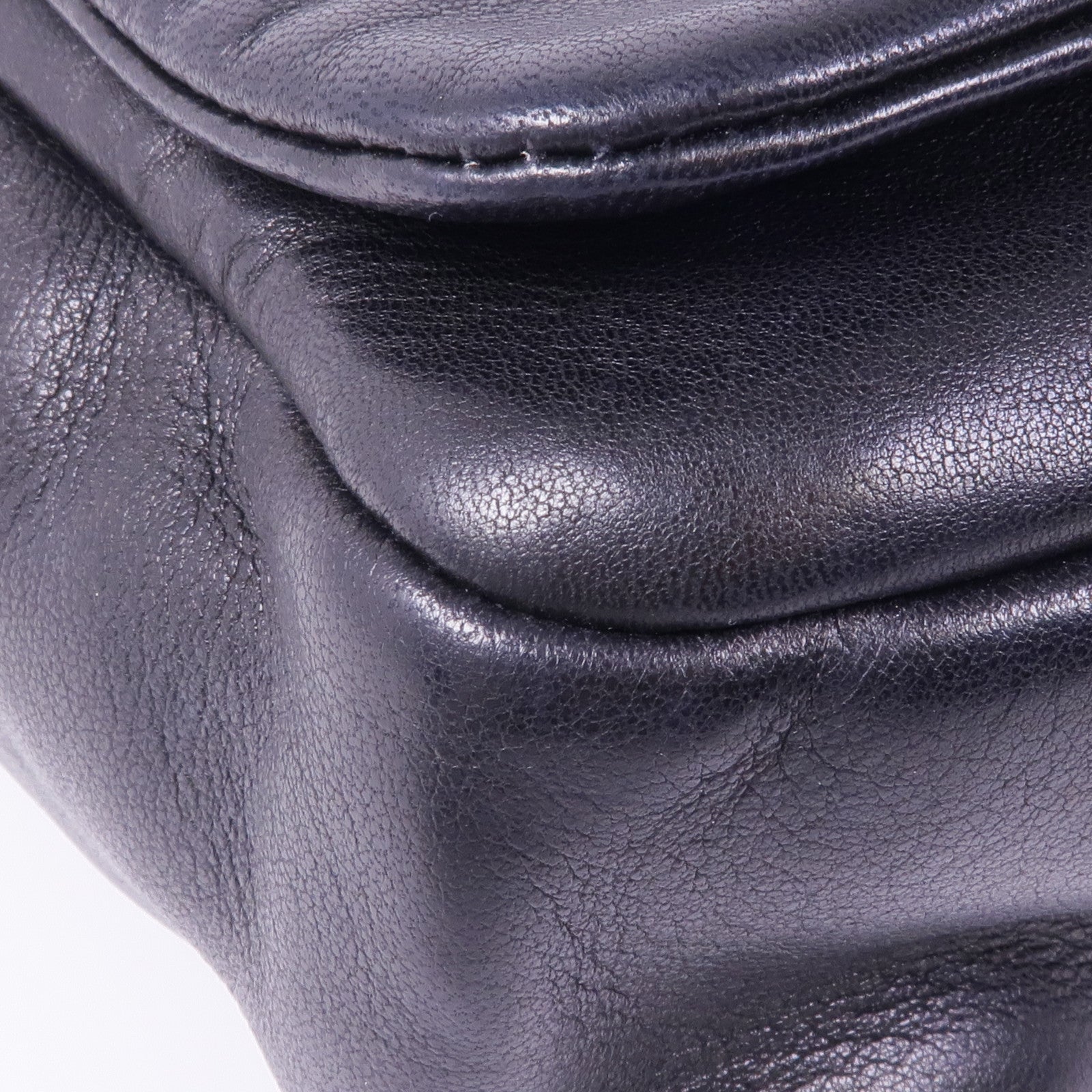 CHANEL 羊皮皮革Shoulder Bag銀扣肩背袋