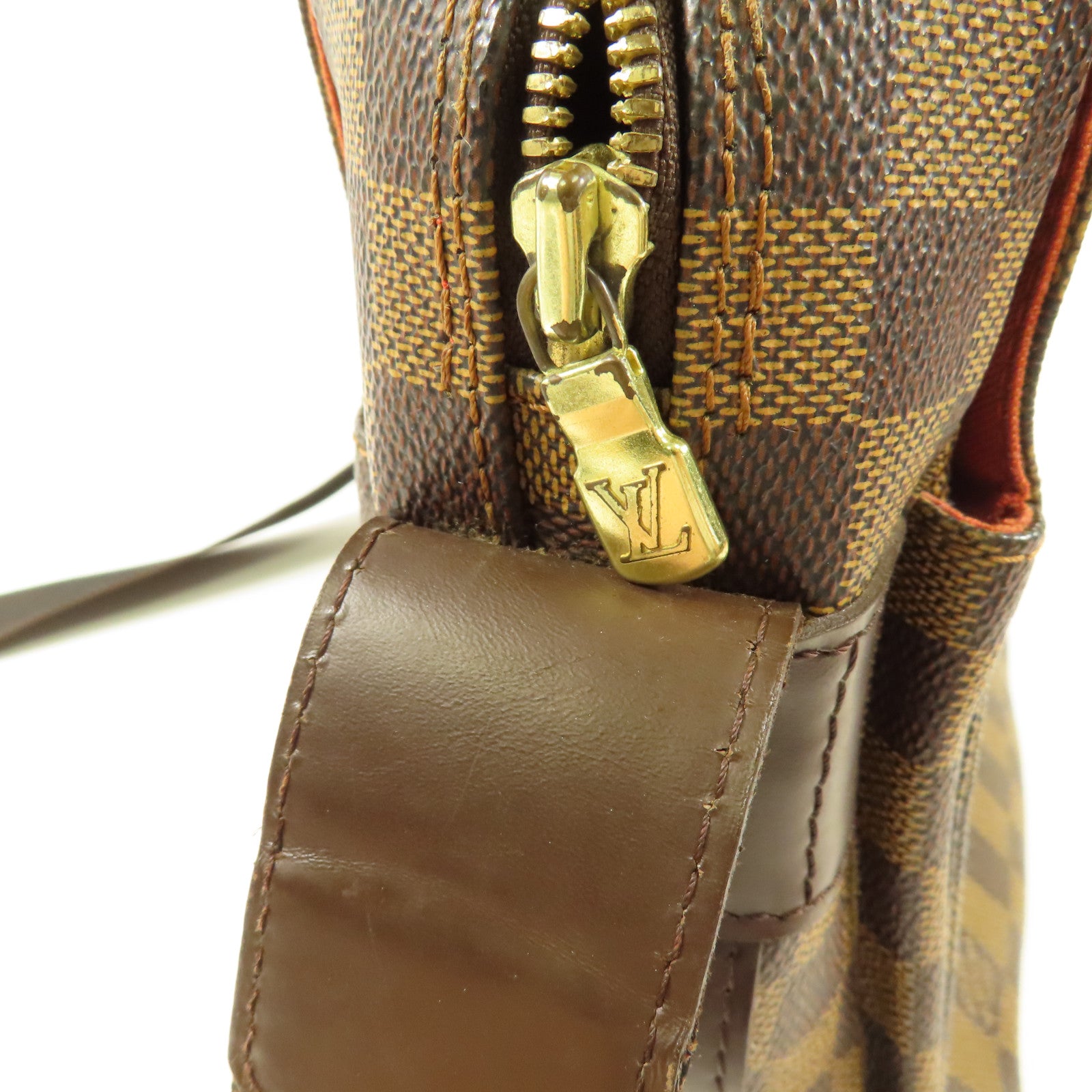 LOUIS VUITTON Damier Naviglio金扣肩背袋