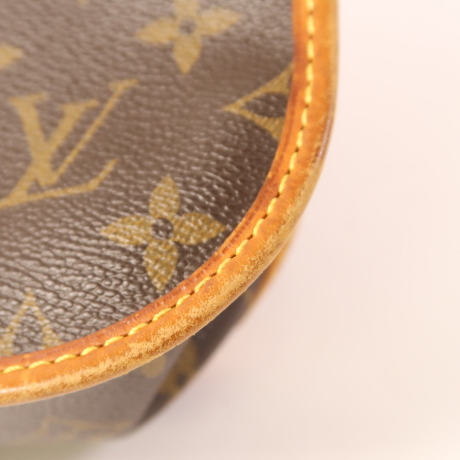 LOUIS VUITTON Monogram Bosphore金扣肩背袋