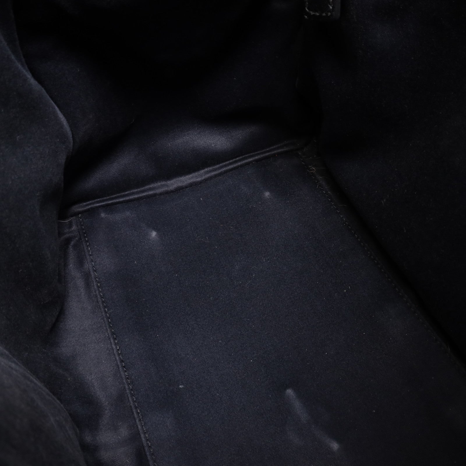 YVES SAINT LAURENT 牛皮皮革Cabas Chyc金扣手挽肩背兩用袋