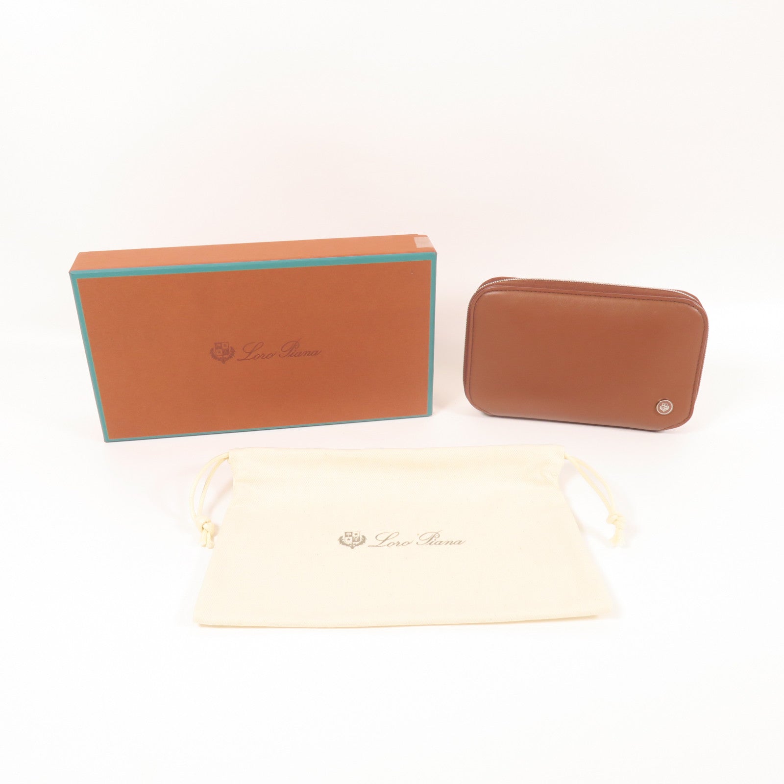 Loro Piana 羊皮皮革Wallet銀扣錢包