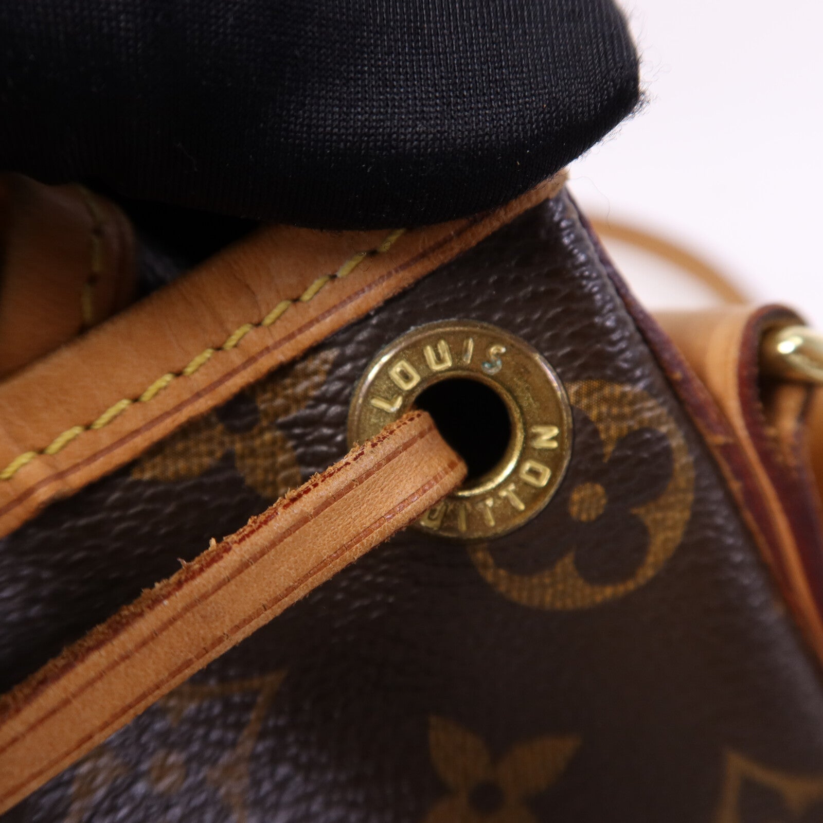 LOUIS VUITTON Monogram Noe BB金扣肩背袋