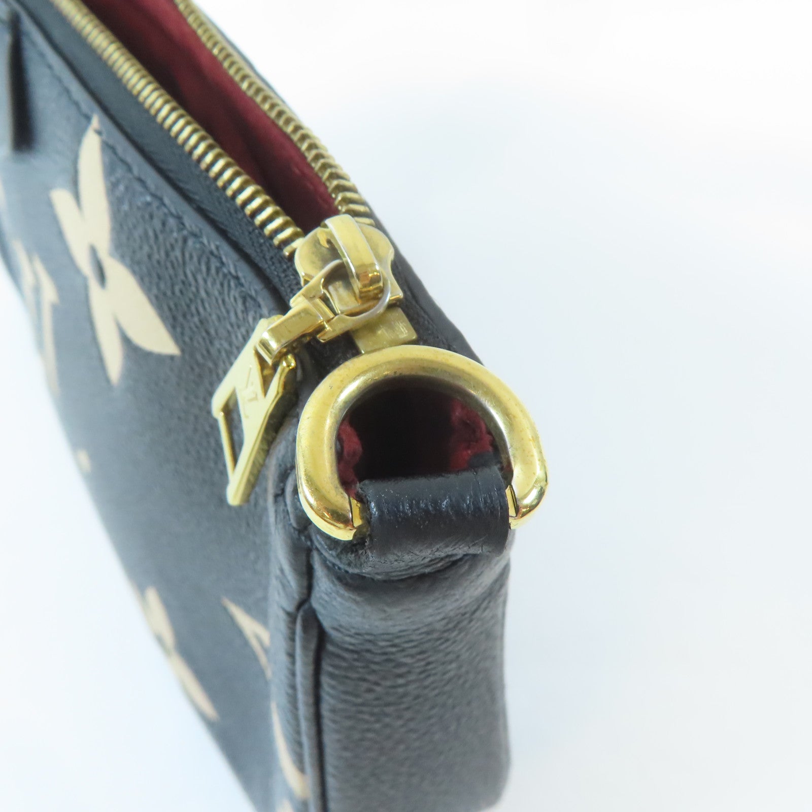 LOUIS VUITTON Monogram Empreinte Multi Pochette Accessoires金扣肩背袋黑色