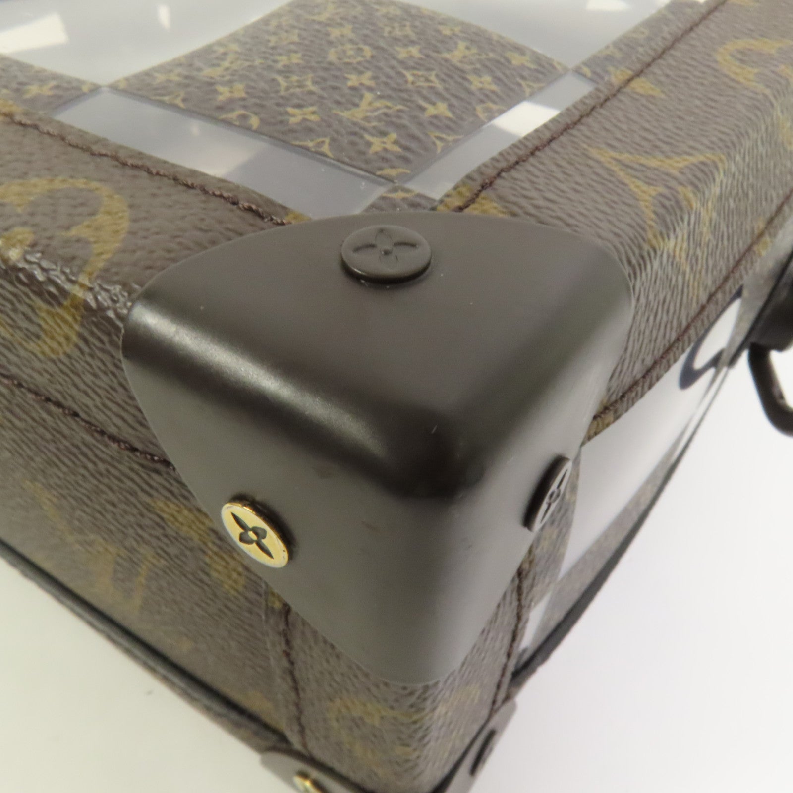 LOUIS VUITTON Monogram PVC CHESS SOFT TRUNK肩背袋