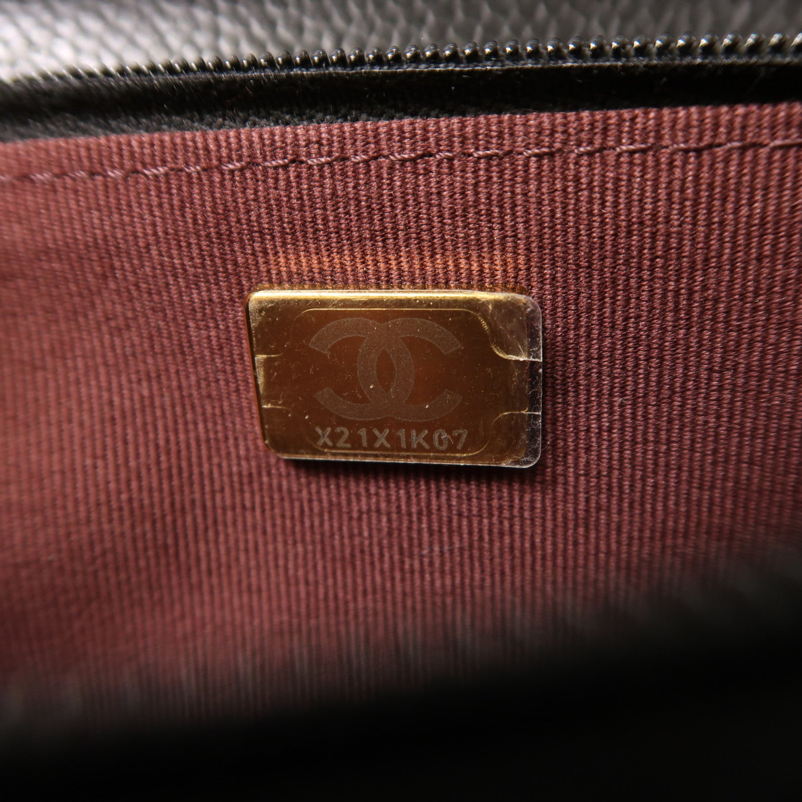 CHANEL 牛皮皮革WOC Wallet On Chain金扣鏈帶肩背袋