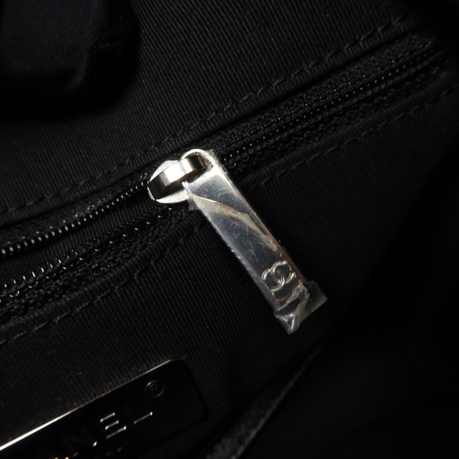 CHANEL 牛皮皮革Mini Gabrielle鏈帶肩背袋