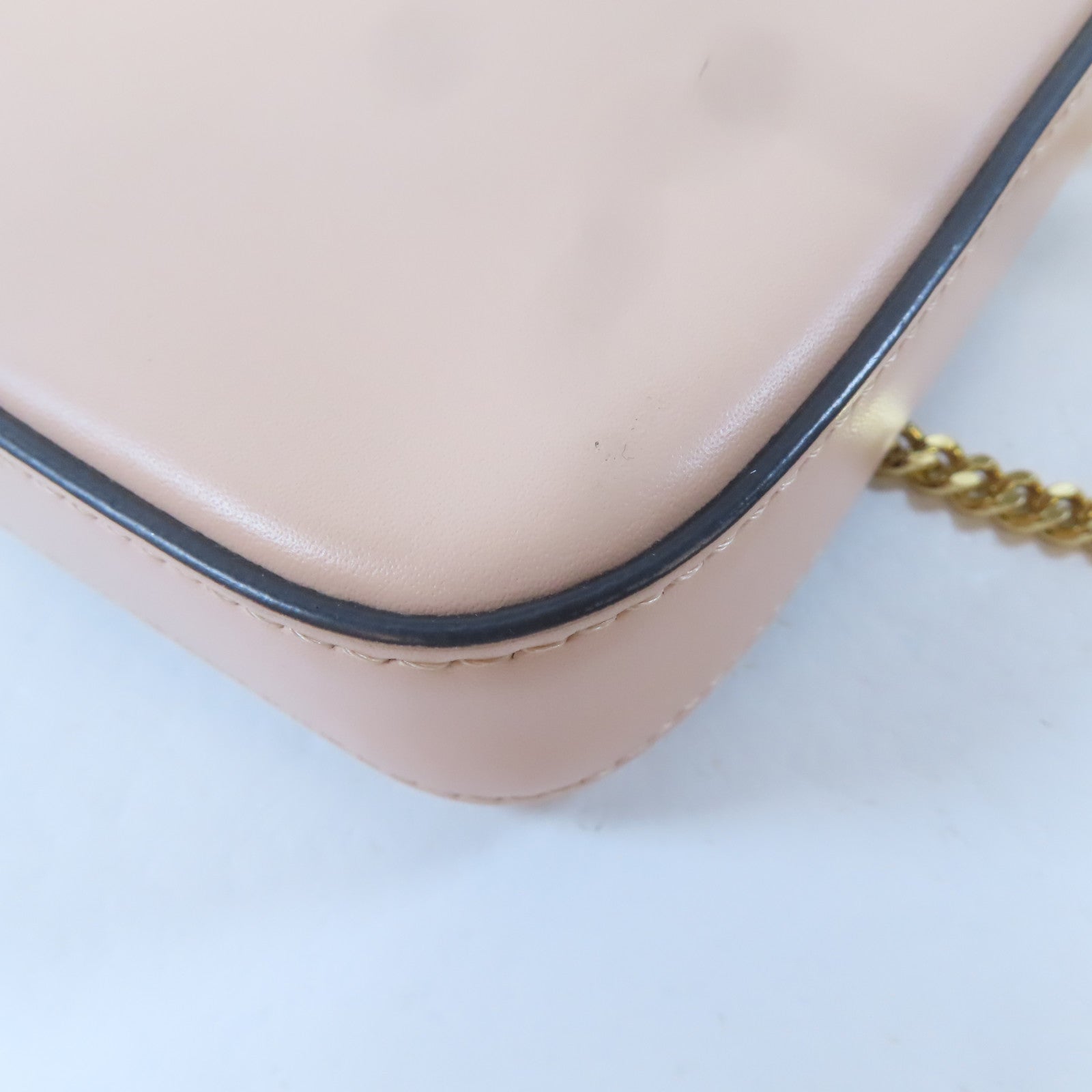 FENDI 牛皮皮革Wallet On Chain金扣鏈帶肩背袋桃色