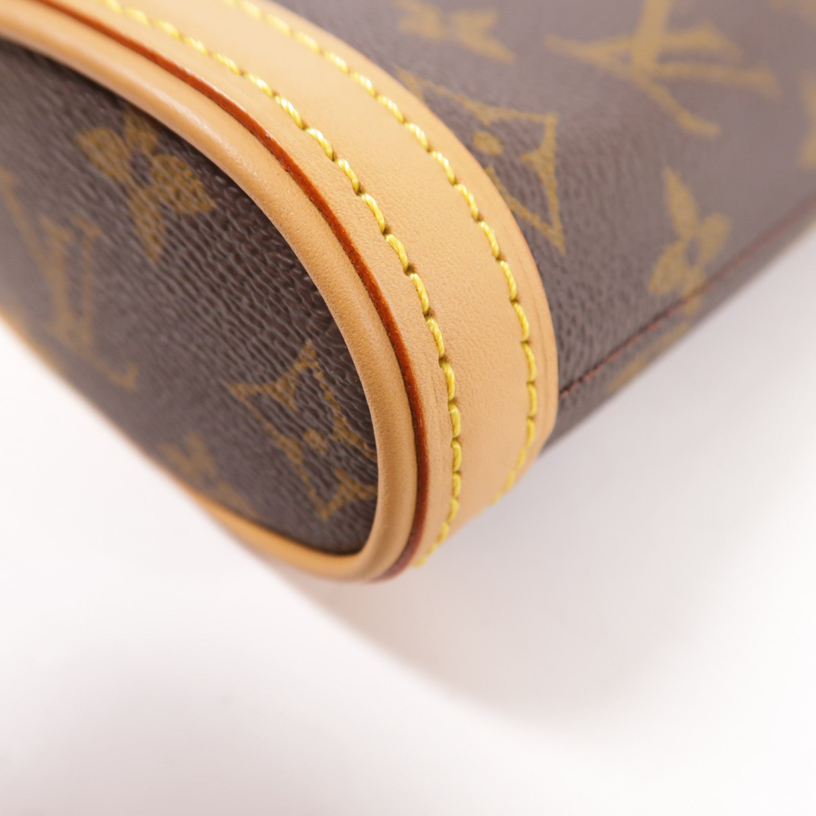 LOUIS VUITTON LV GHW Fold Me Pouch Shoulder Bag M80874 Monogram Brown
