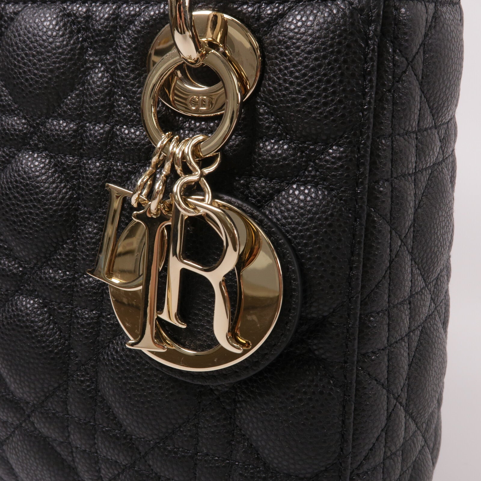 Dior 牛皮皮革Lady Dior Medium手挽肩背兩用袋