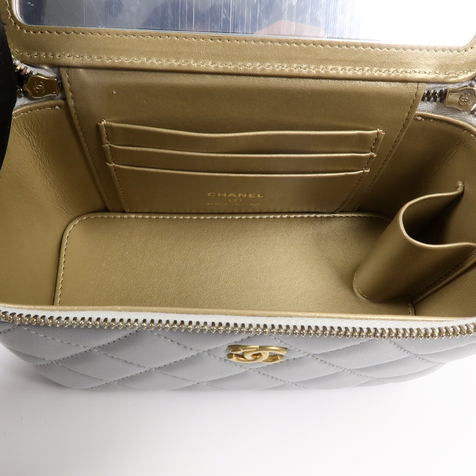 CHANEL 羊皮皮革Vanity Case With Gold Ball鏈帶手挽肩背兩用袋