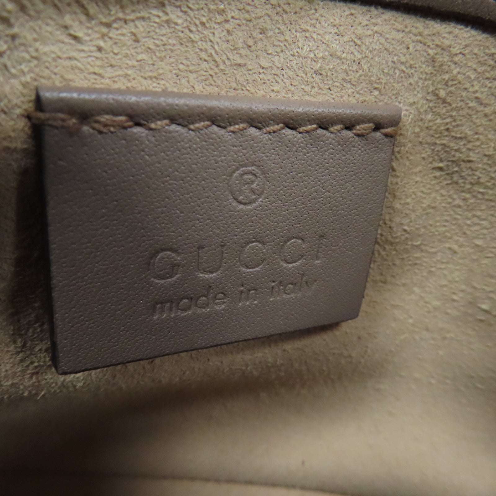GUCCI 皮革GG Marmont金扣鏈帶肩背袋米色