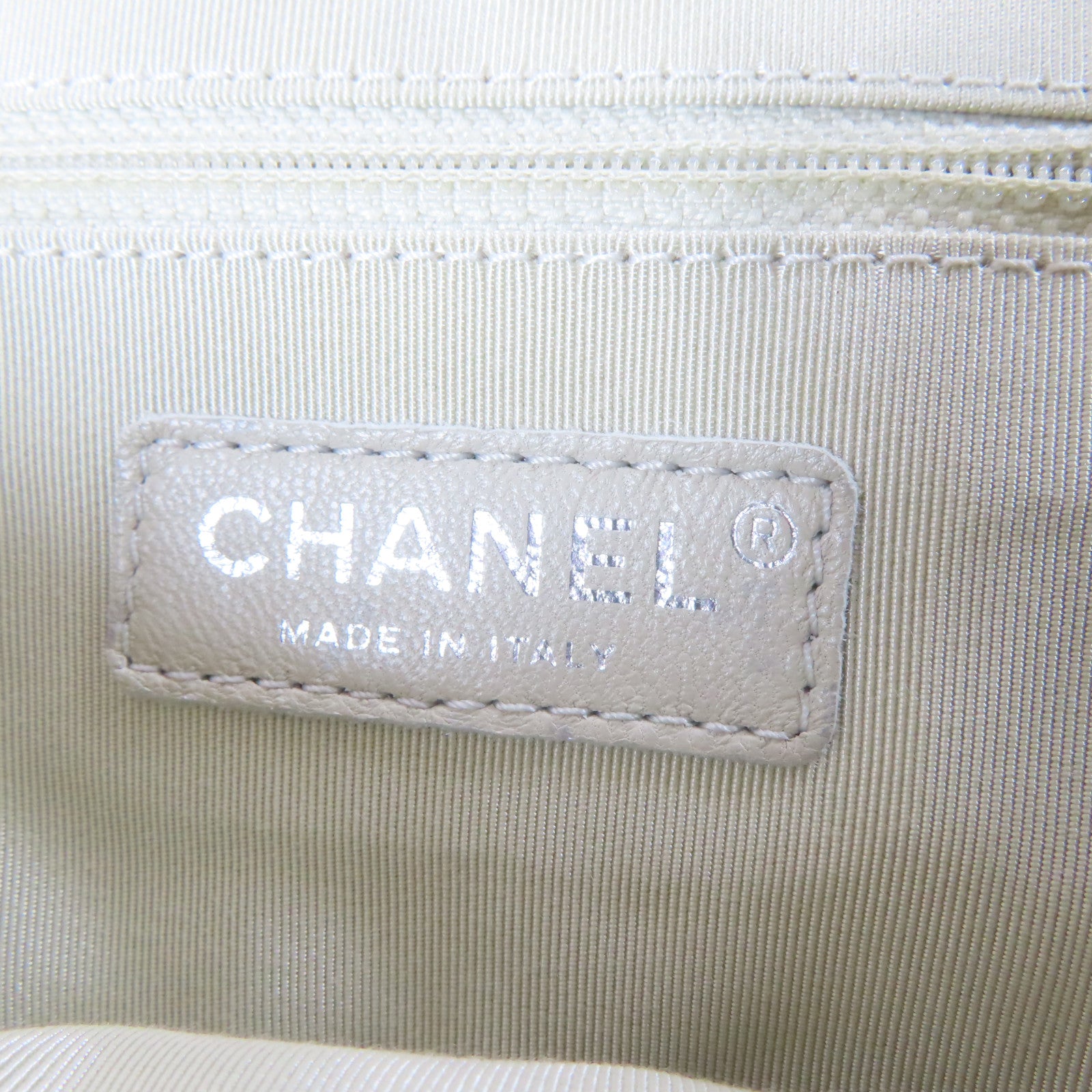 CHANEL 菱格牛皮皮革Chain Shoulder銀扣鏈帶肩背袋黑色