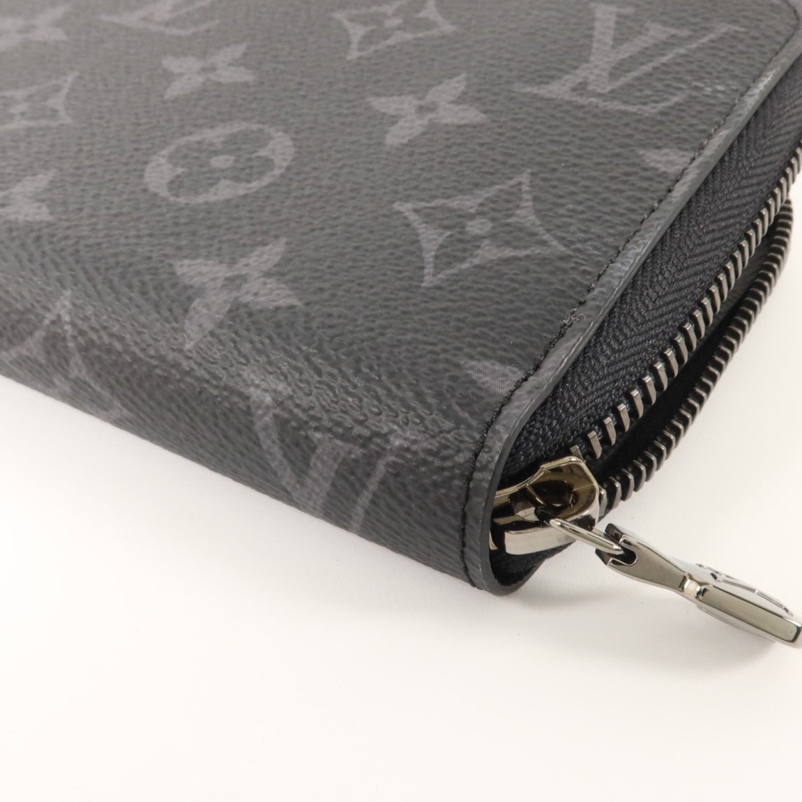 LOUIS VUITTON Monogram Eclipse Zippy Wallet Horizontal銀扣長錢包