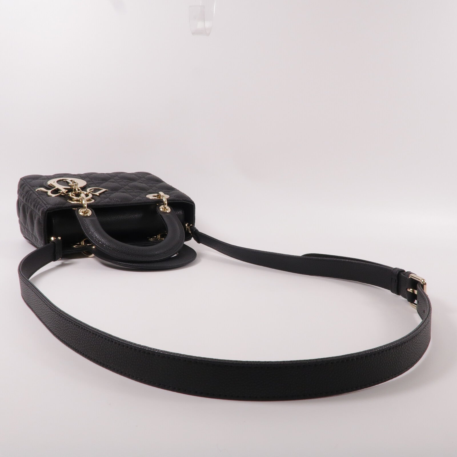 Dior 牛皮皮革Lady Dior Medium手挽肩背兩用袋