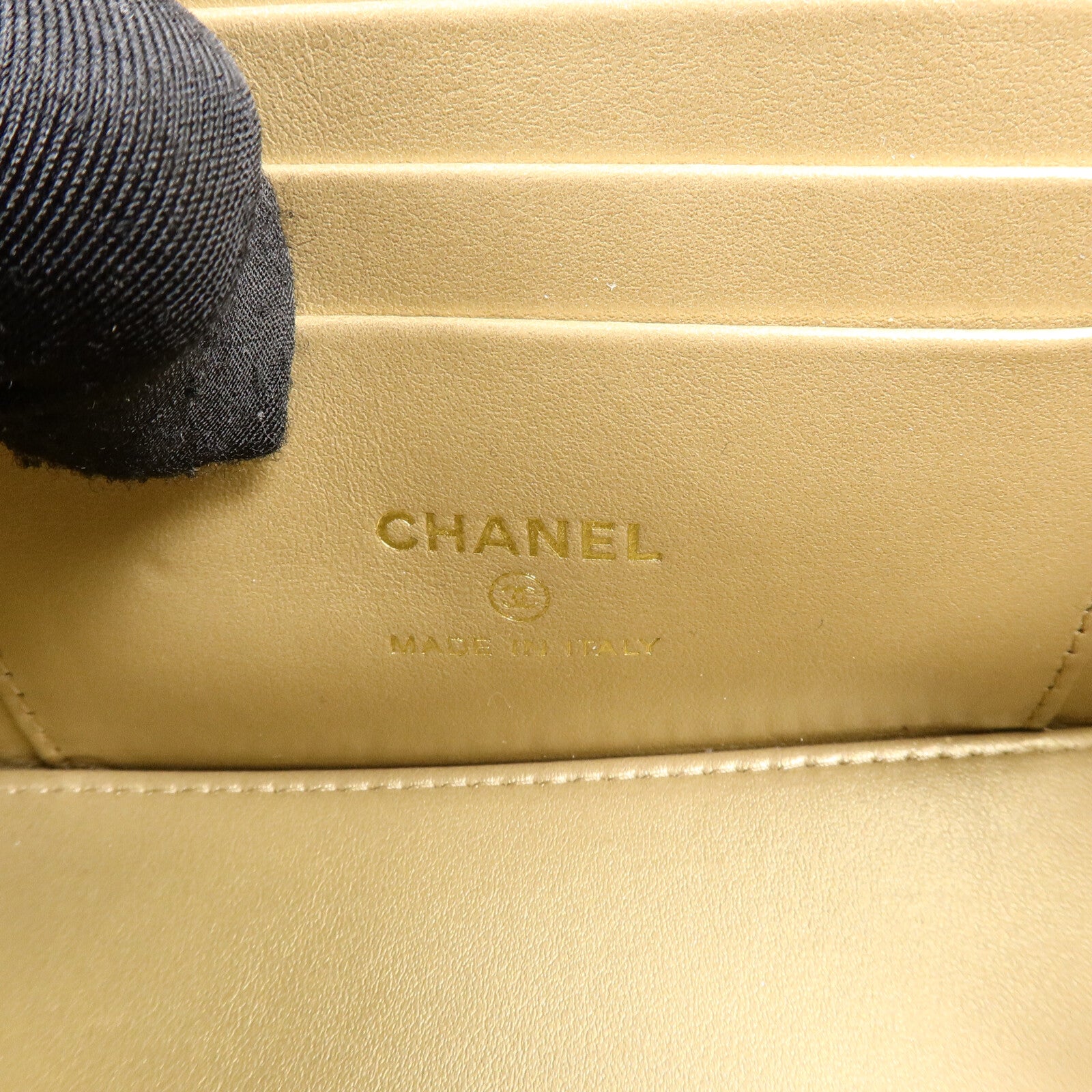 CHANEL 羊皮皮革Vanity Case With Gold Ball鏈帶手挽肩背兩用袋