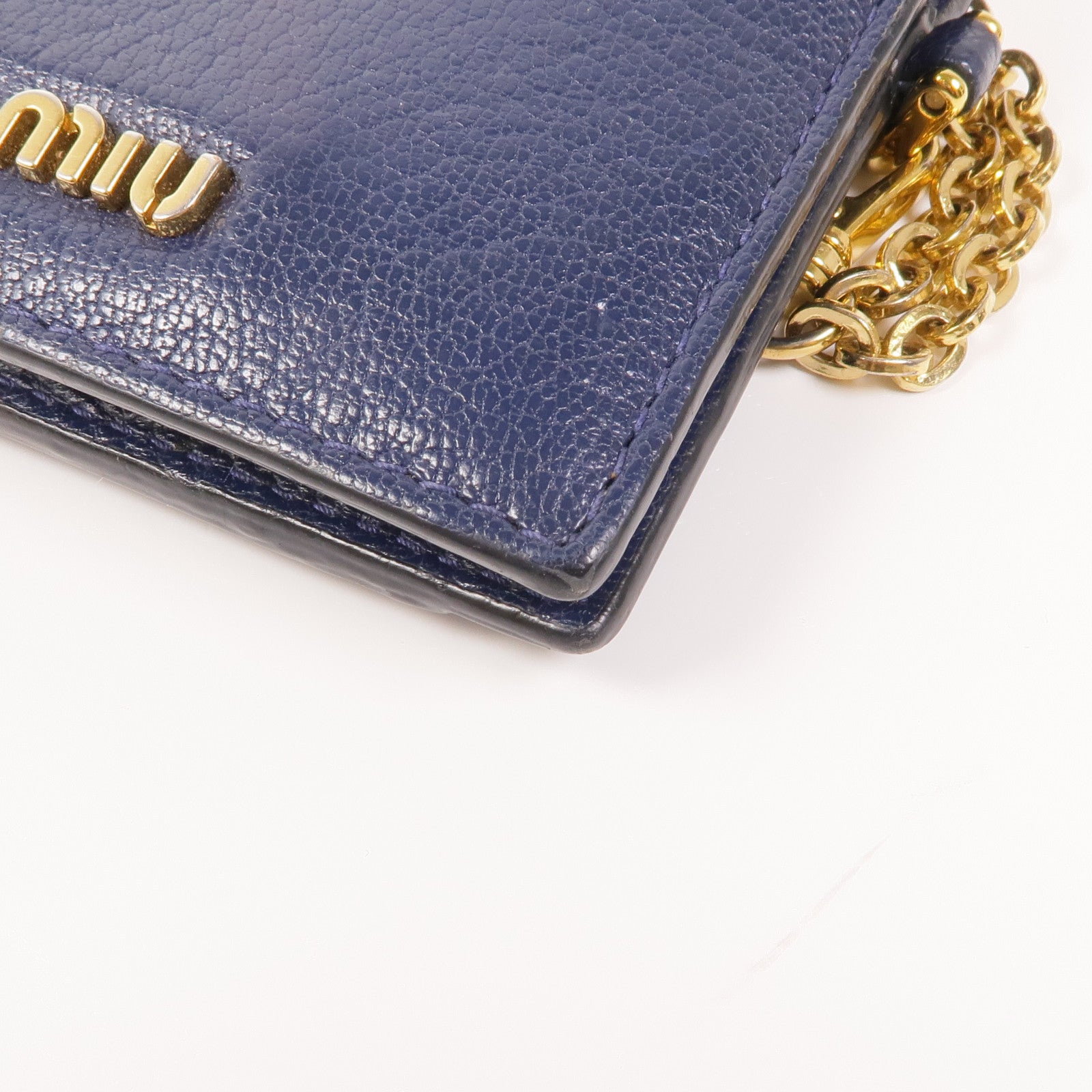 Miu Miu 牛皮皮革Card Case銀扣卡片套