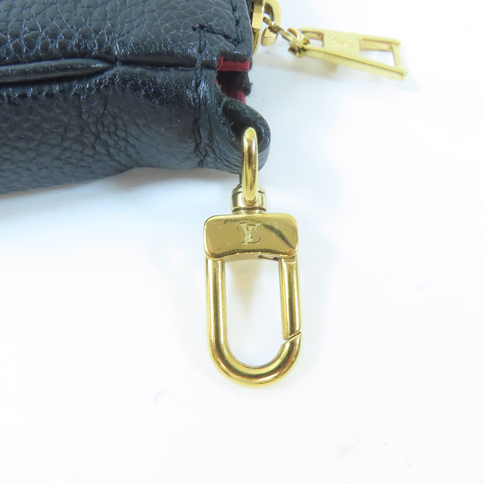 LOUIS VUITTON Monogram Empreinte Multi Pochette Accessoires金扣肩背袋黑色