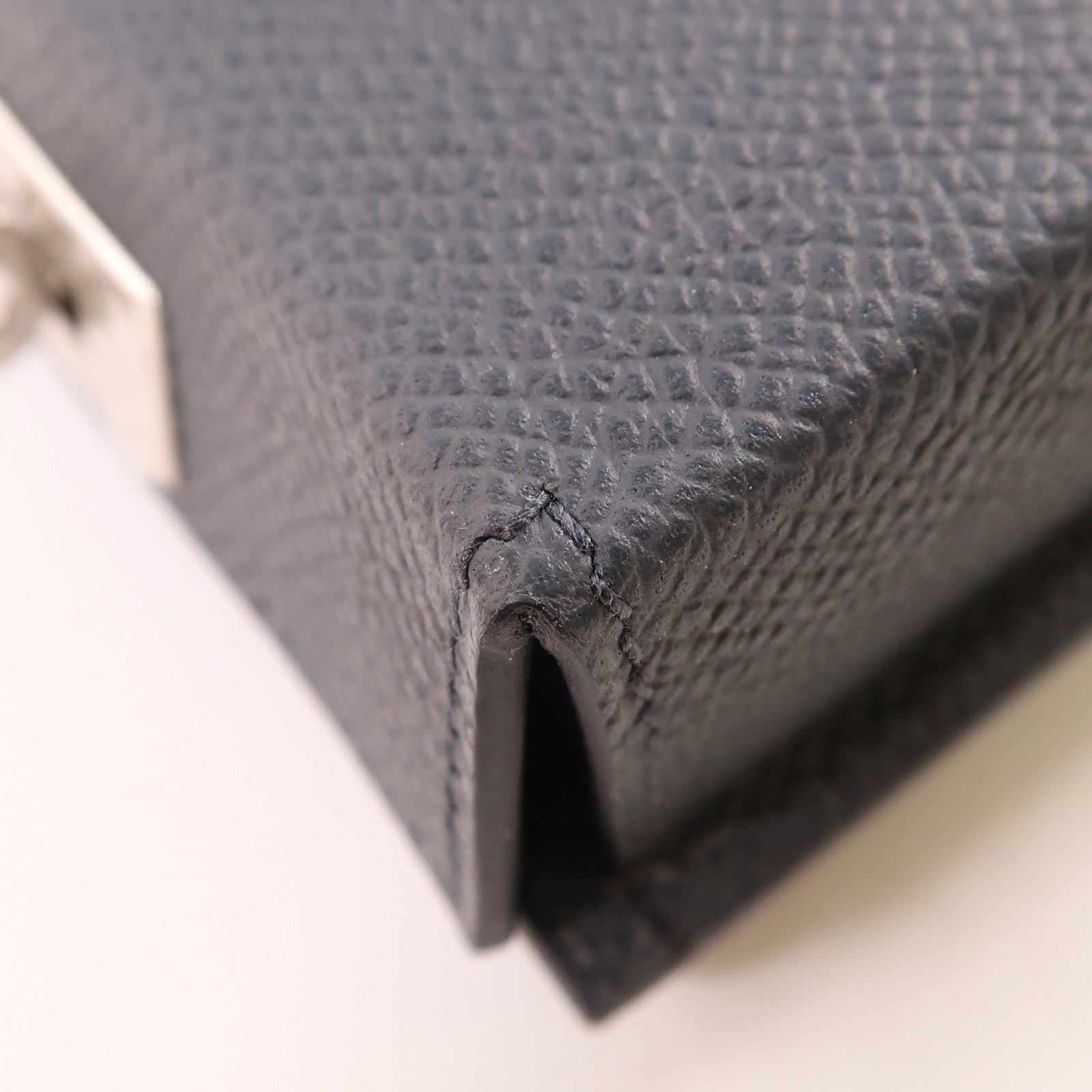HERMES Epsom皮革Kelly Multipocket To Go銀扣肩背袋Gris Misty