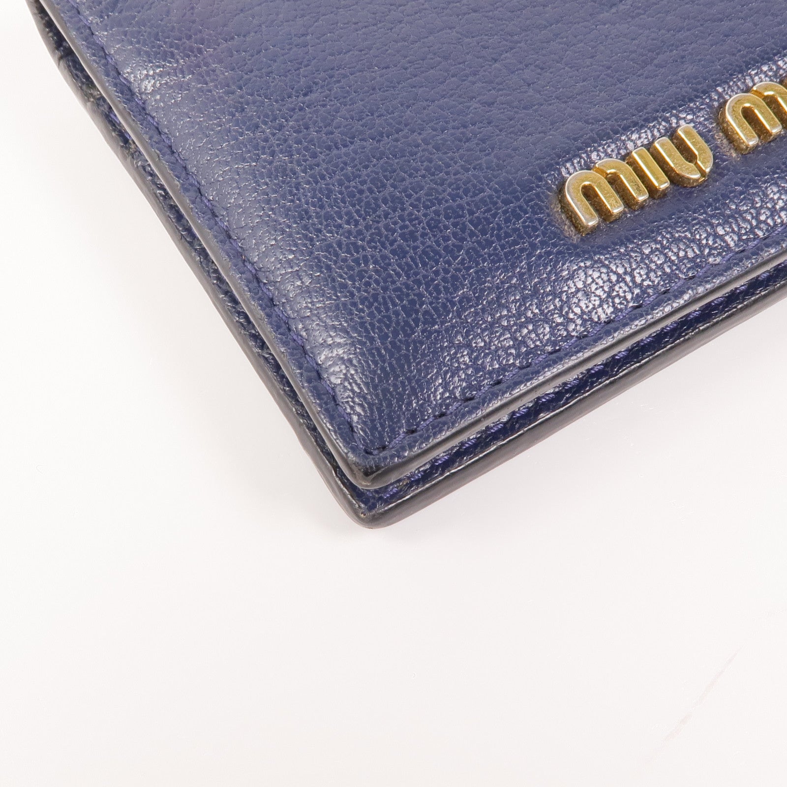 Miu Miu 牛皮皮革Card Case銀扣卡片套