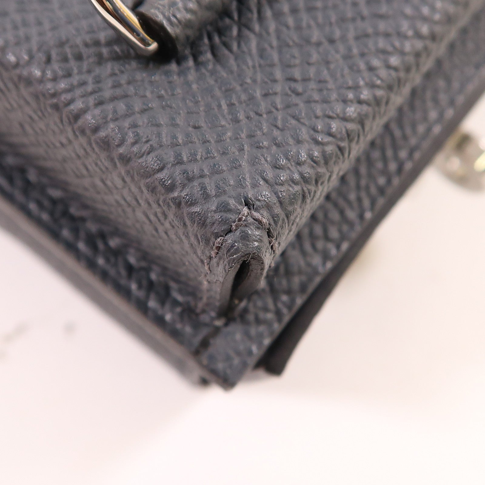 HERMES Epsom皮革Kelly Multipocket To Go銀扣肩背袋Gris Misty