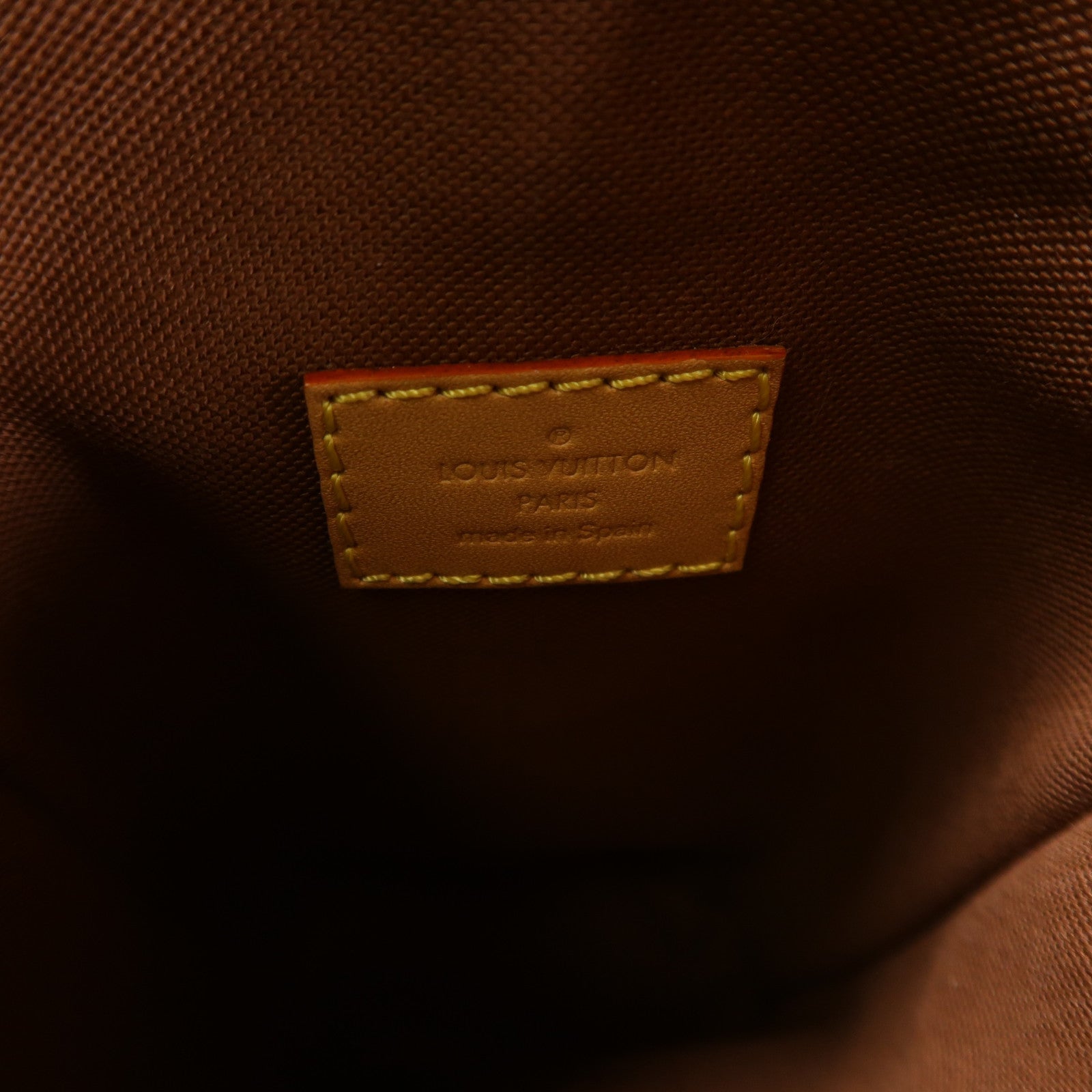 LOUIS VUITTON LV GHW Fold Me Pouch Shoulder Bag M80874 Monogram Brown