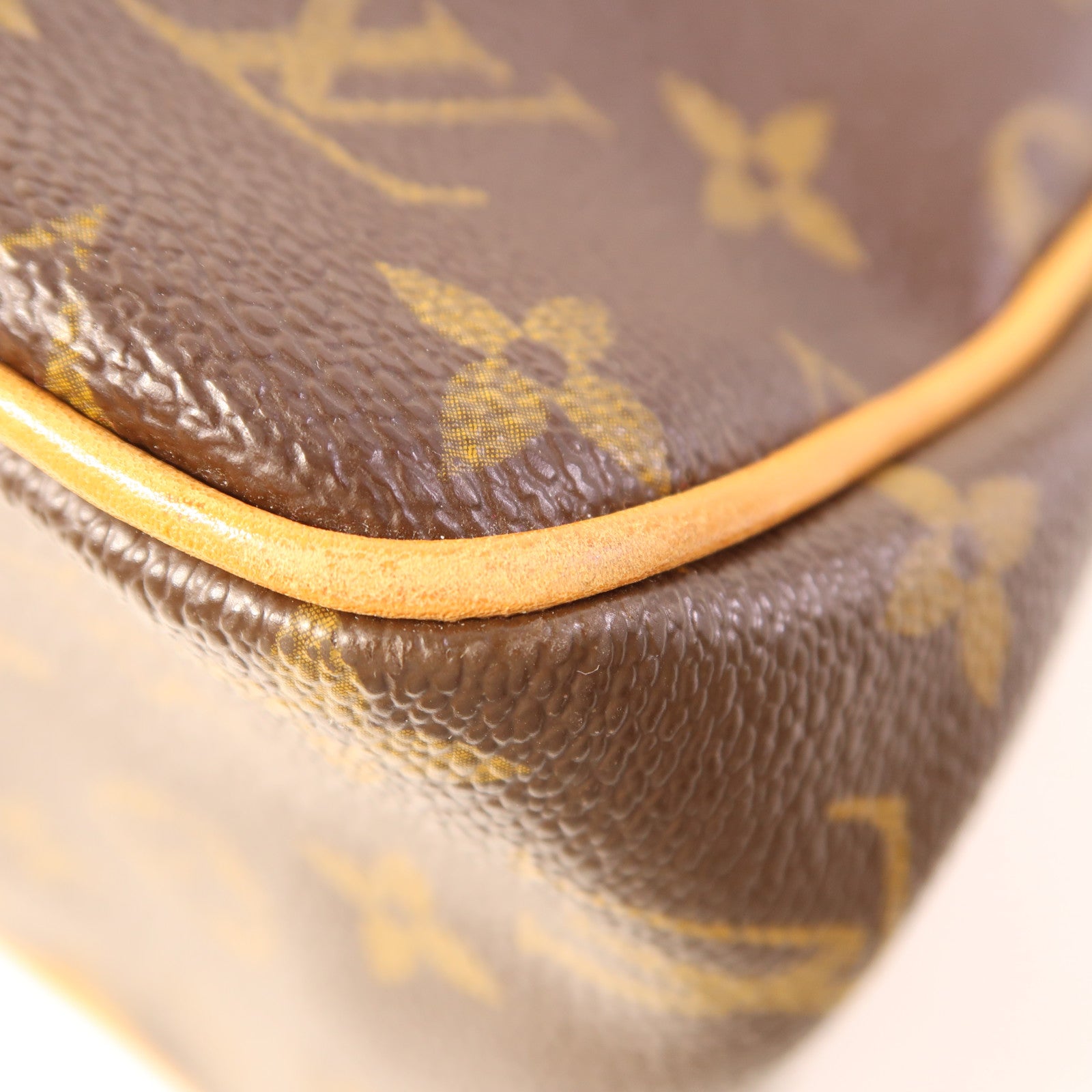 LOUIS VUITTON Monogram Batignolles金扣肩背袋