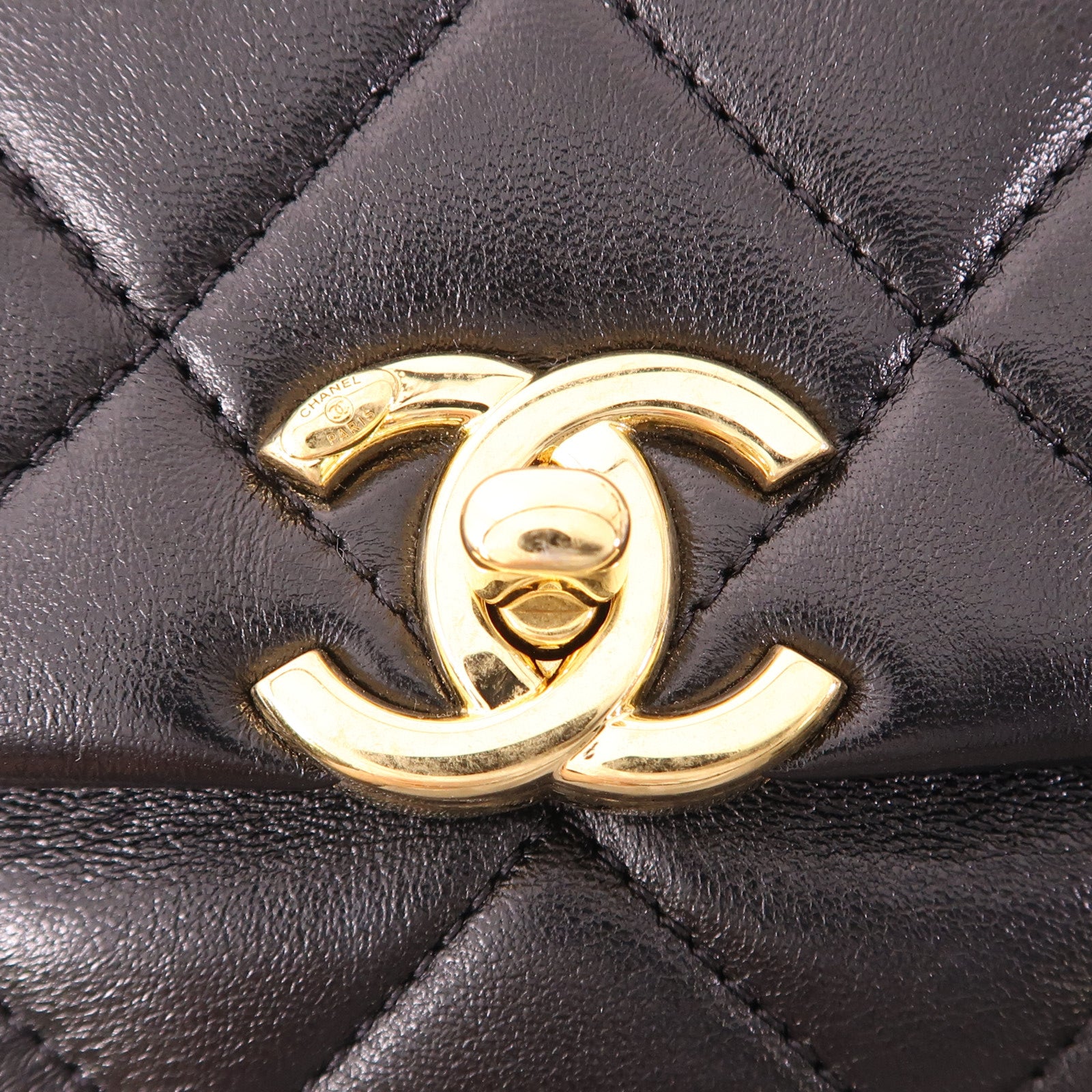 CHANEL 牛皮皮革Chain Shoulder金扣手挽肩背兩用袋