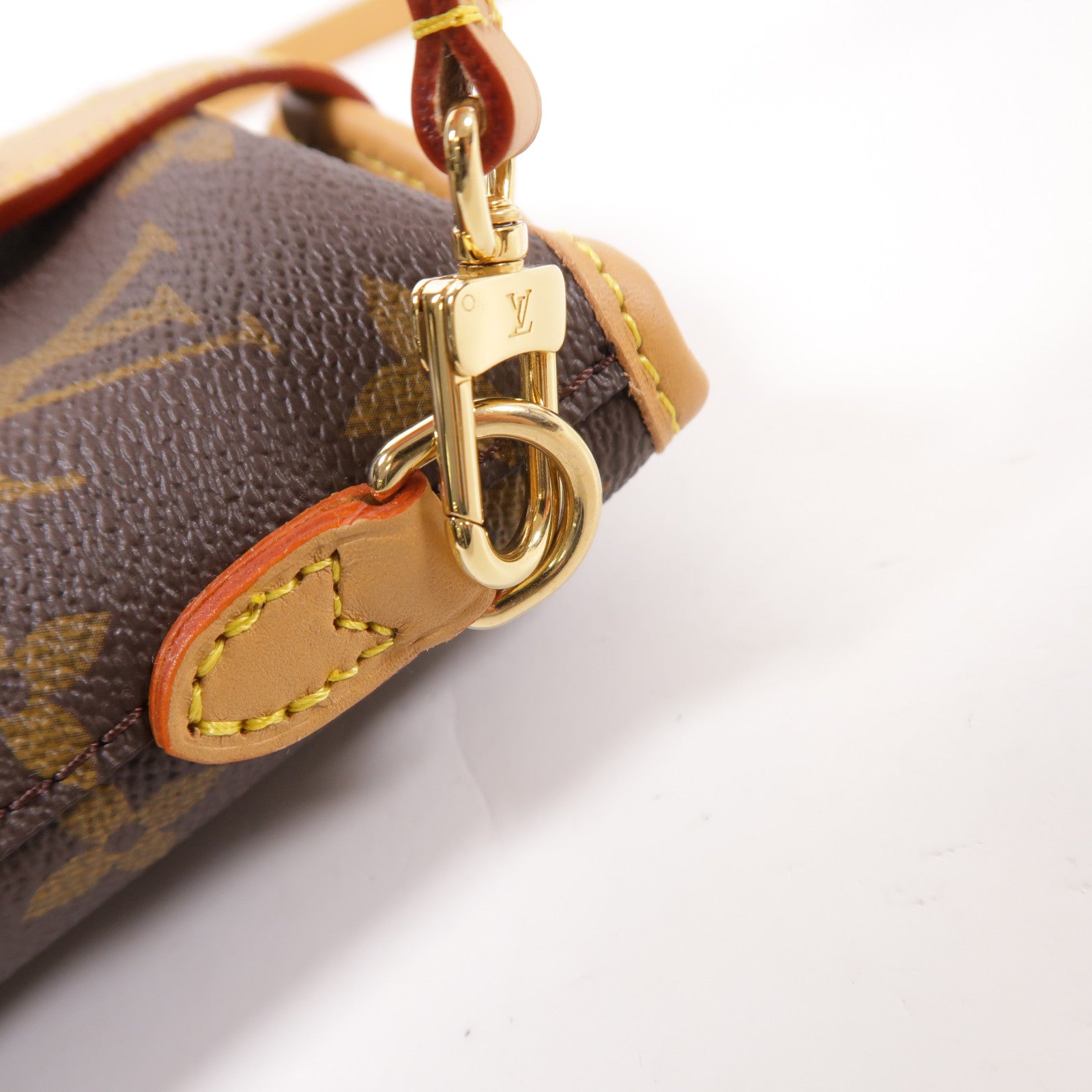 LOUIS VUITTON LV GHW Fold Me Pouch Shoulder Bag M80874 Monogram Brown