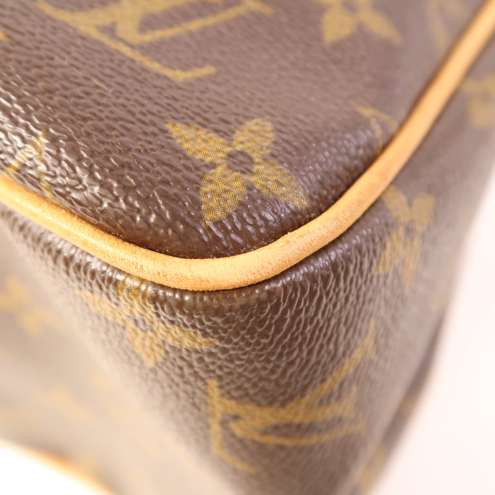 LOUIS VUITTON Monogram Batignolles金扣肩背袋