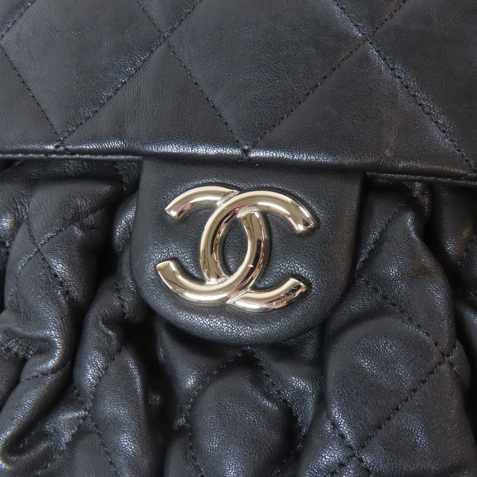 CHANEL 菱格牛皮皮革Chain Shoulder銀扣鏈帶肩背袋黑色