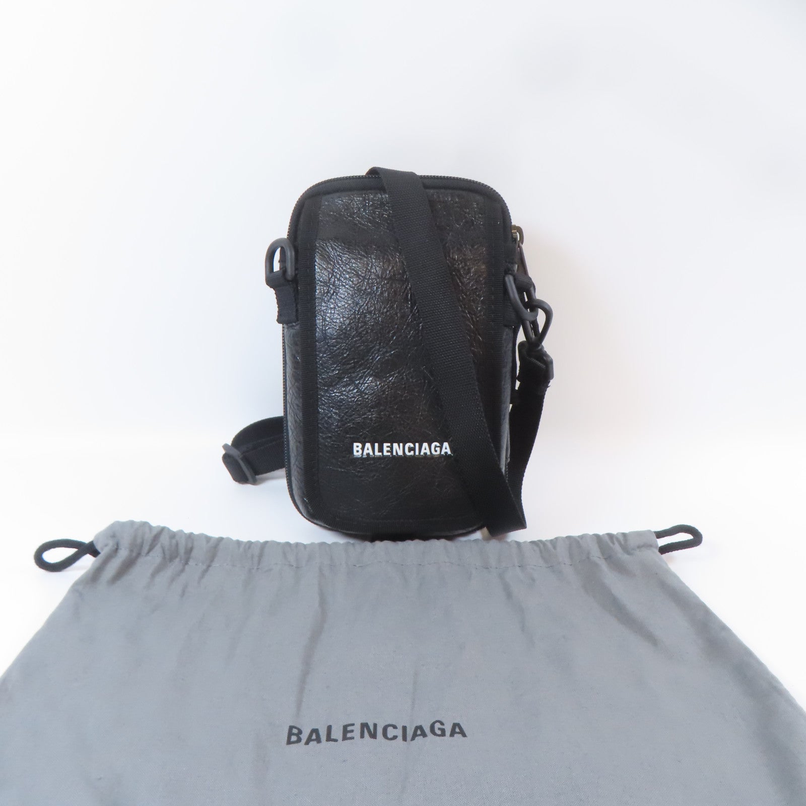 BALENCIAGA 【激減優惠】皮革Shoulder Bag黑扣肩背袋黑色