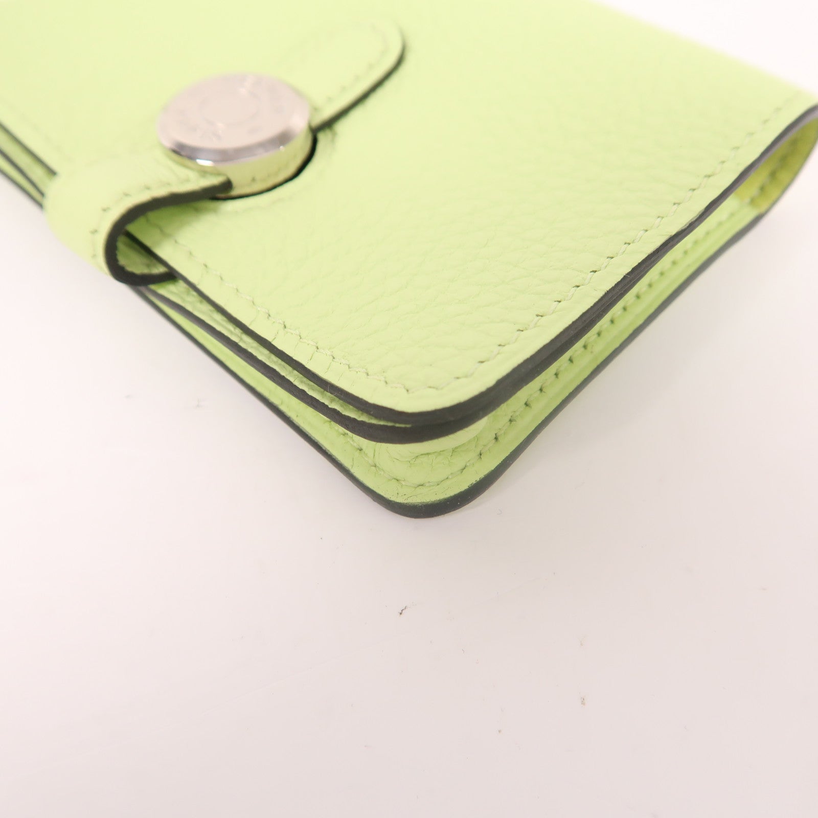 HERMES PHW Dogon Card Case Togo Leather Vert Absinthe