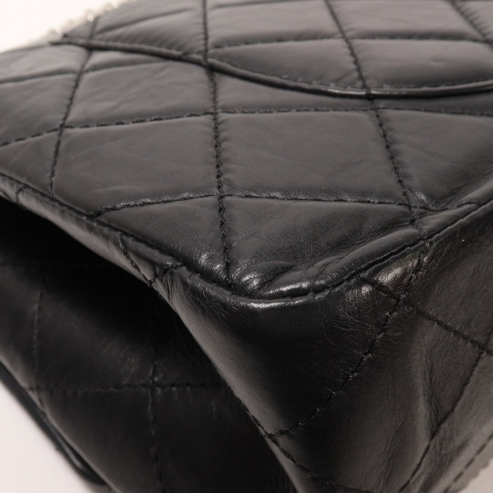 CHANEL 牛皮皮革2.55 Reissue 226 Double Flap Bag鏈帶肩背袋