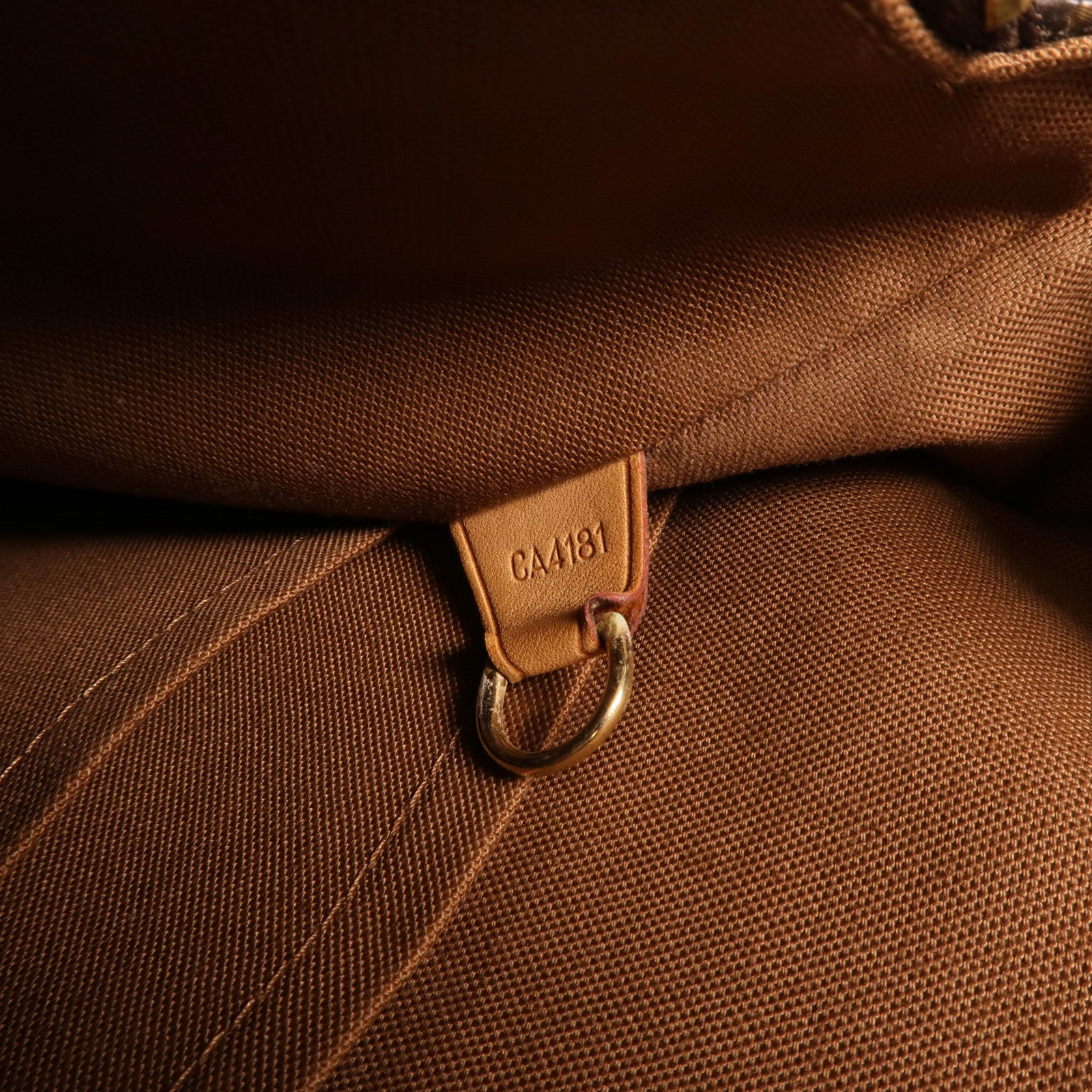 LOUIS VUITTON 【激減優惠】Monogram Valmy MM金扣肩背袋