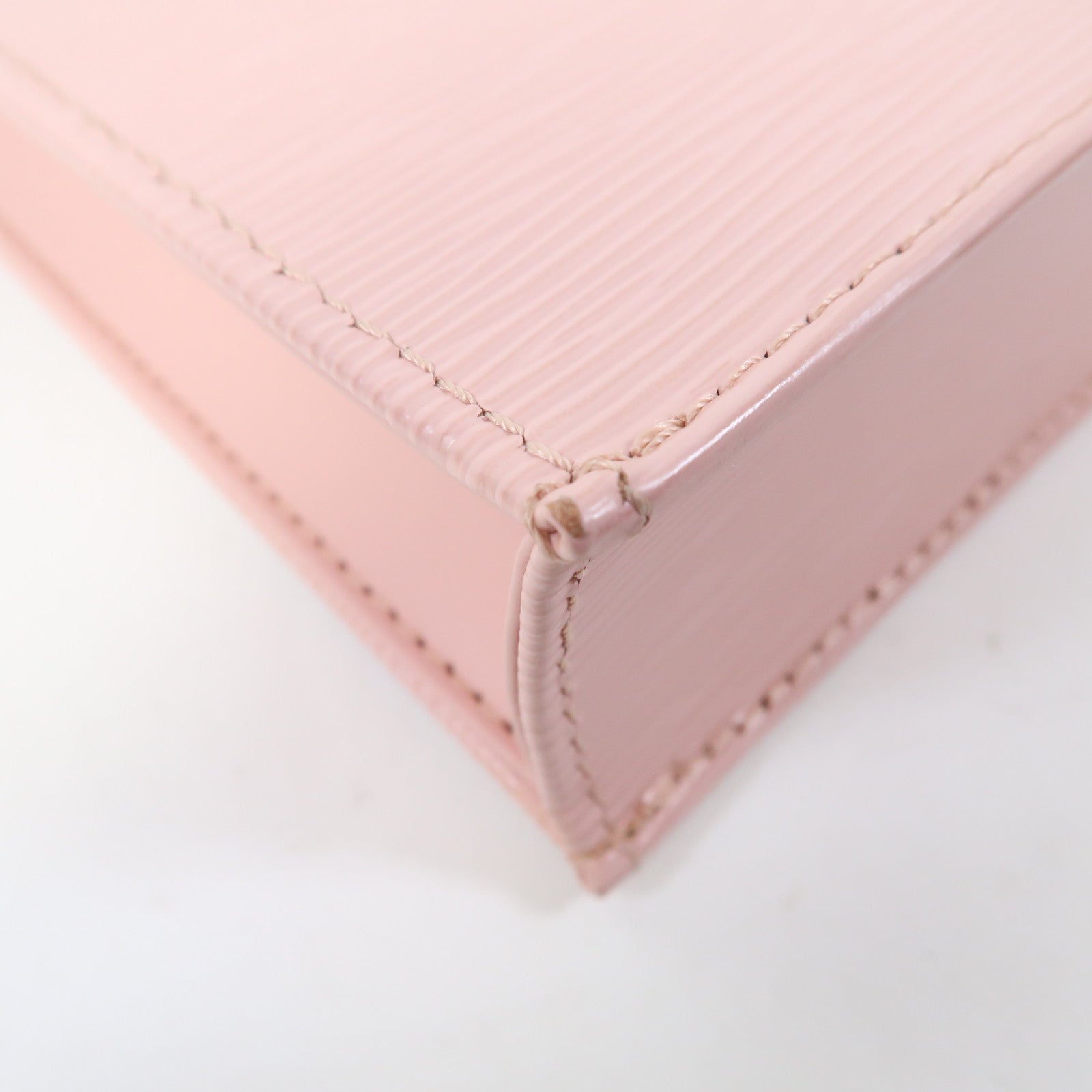 LOUIS VUITTON 【激減優惠】Epi Petit Sac Plat銀扣肩背袋粉紅色/黑色