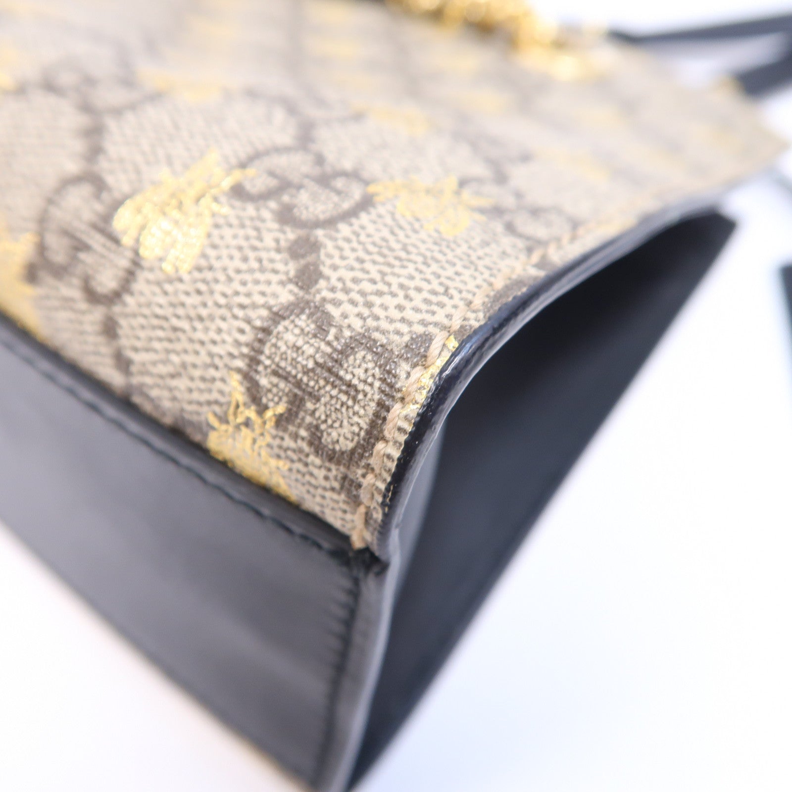 GUCCI 塗層帆布Padlock Bee金扣肩背袋啡色