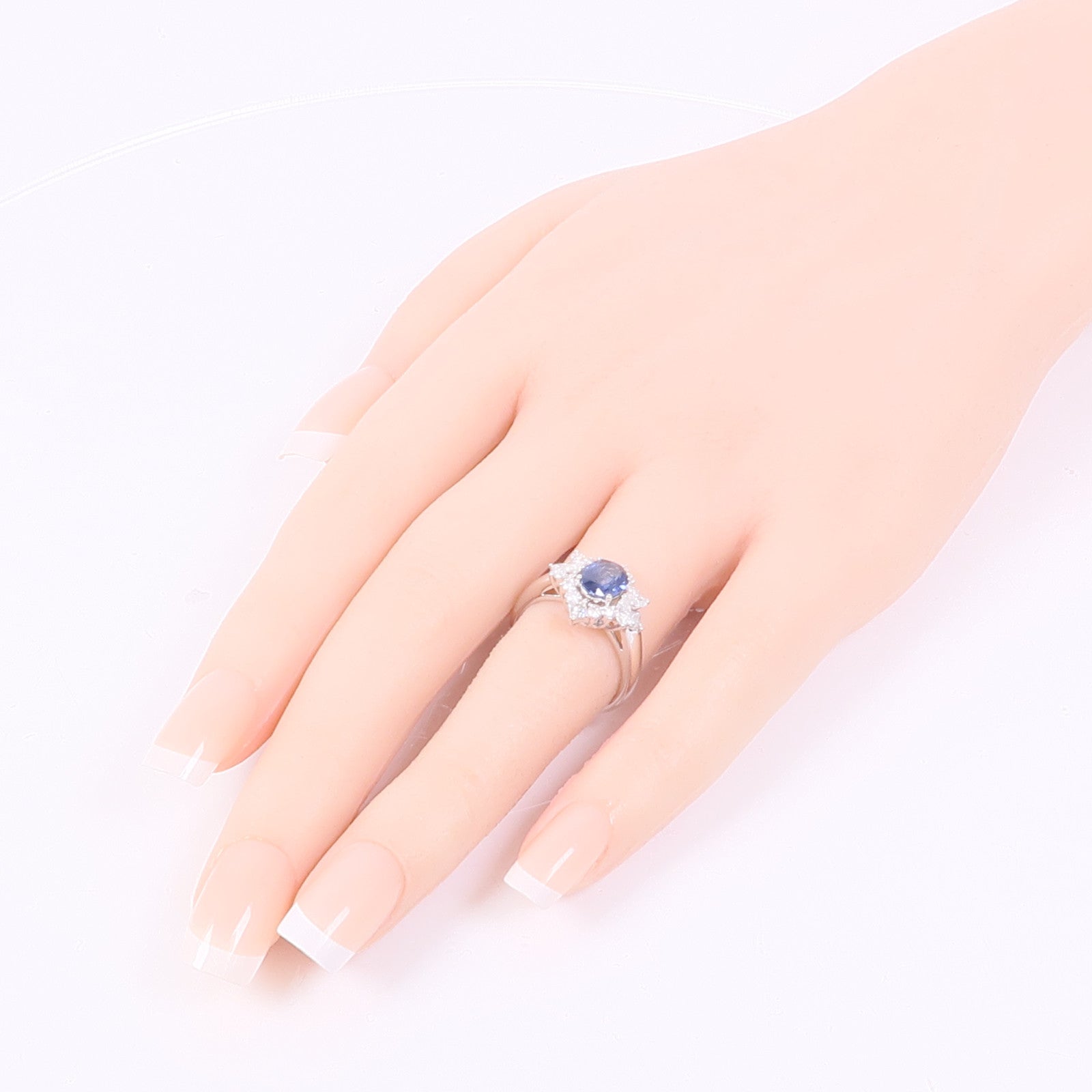 JEWELRY 【激減優惠】18K白金Sapphire/Diamond Ring藍寶石/鑽石戒指US#6