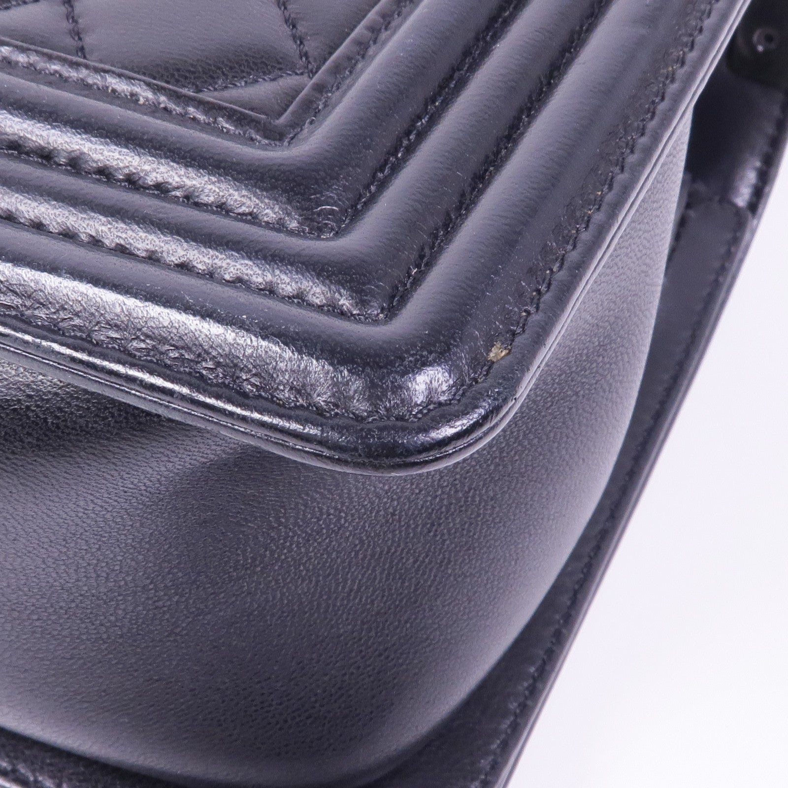 CHANEL 羊皮皮革Boy 25銀扣鏈帶肩背袋