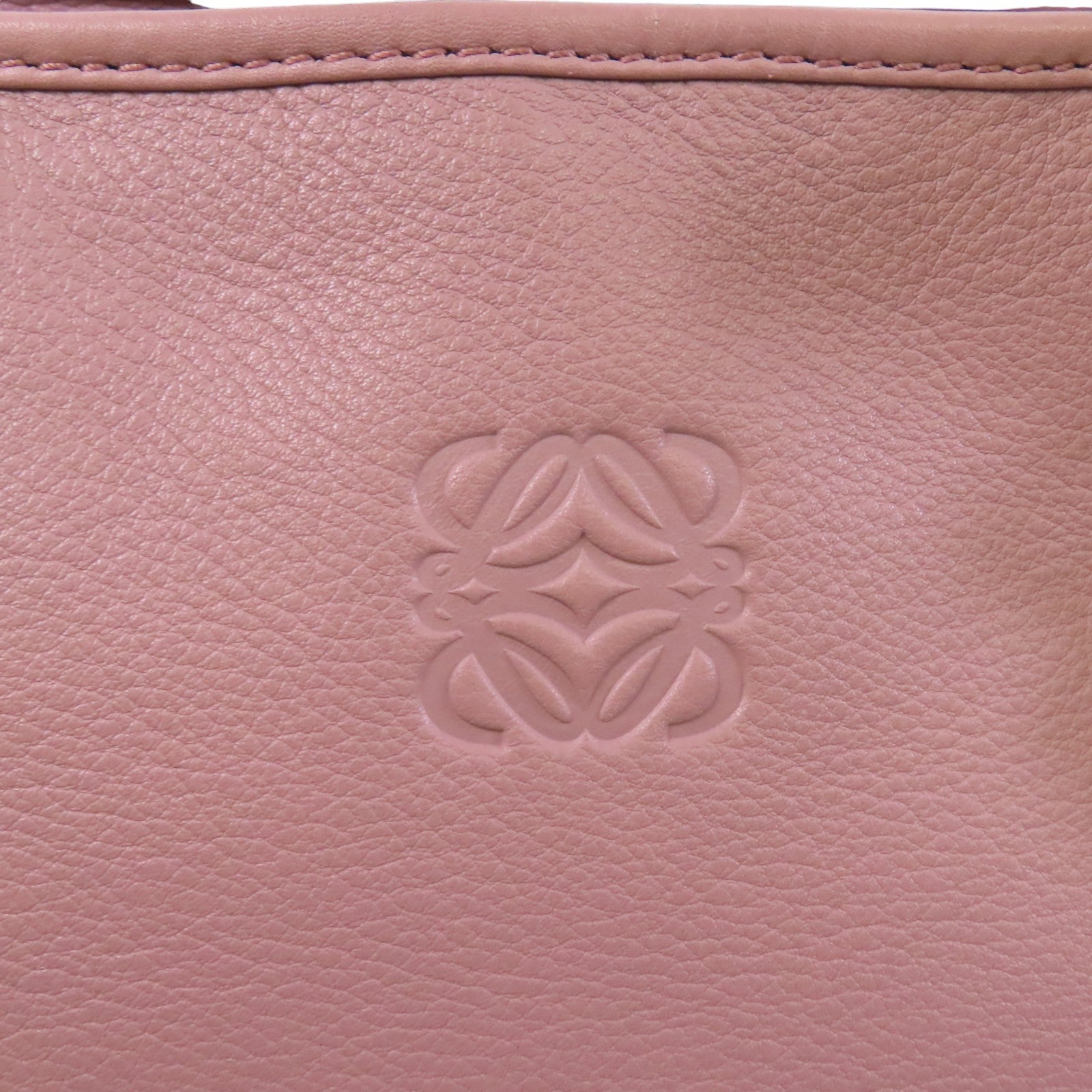 LOEWE 牛皮皮革Amazona 36銀扣肩背袋