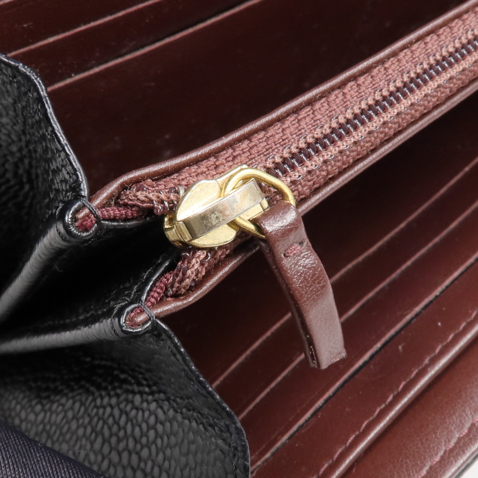 CHANEL 牛皮皮革Long Wallet金扣長錢包