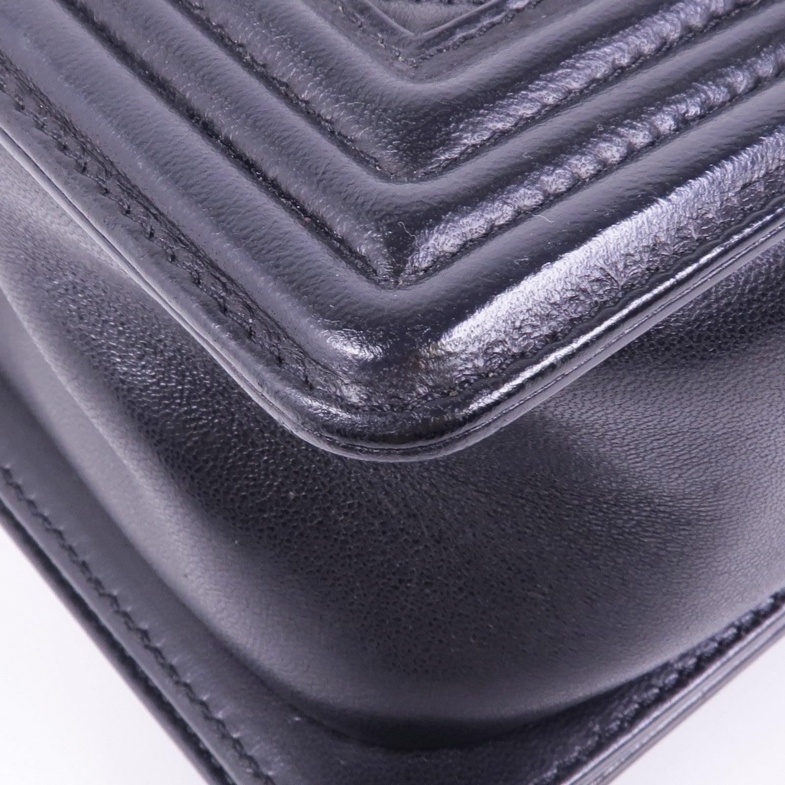 CHANEL 羊皮皮革Boy 25銀扣鏈帶肩背袋