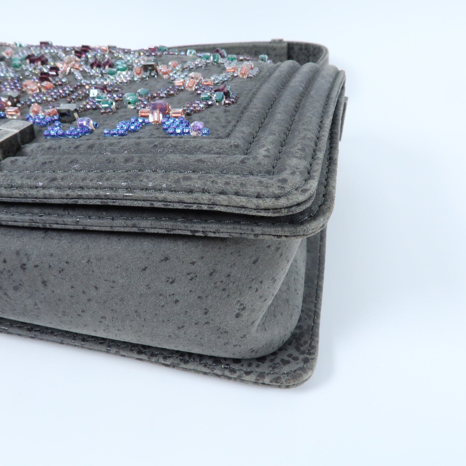 CHANEL Textured Suede Boy 25鏈帶肩背袋