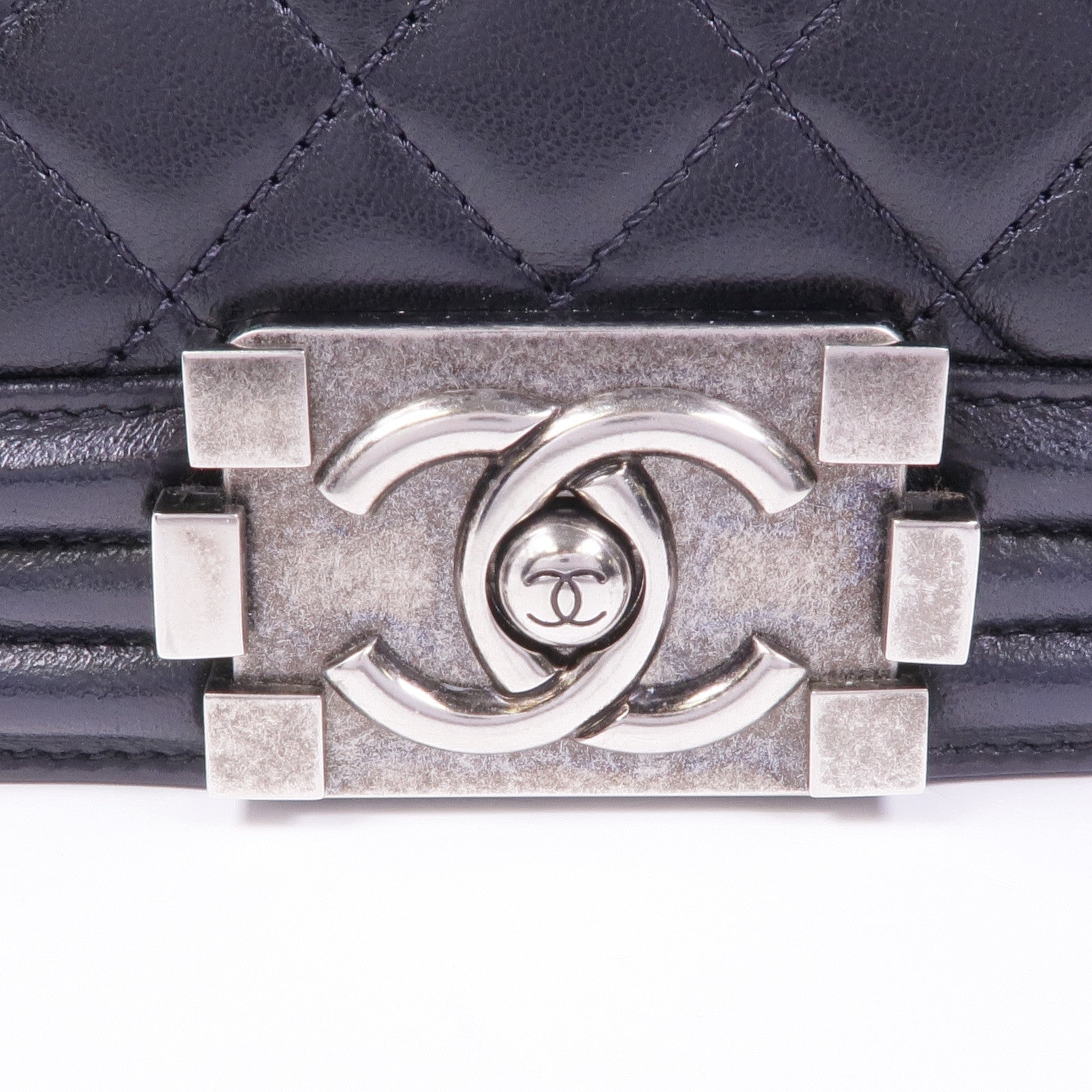 CHANEL 羊皮皮革Boy 25銀扣鏈帶肩背袋