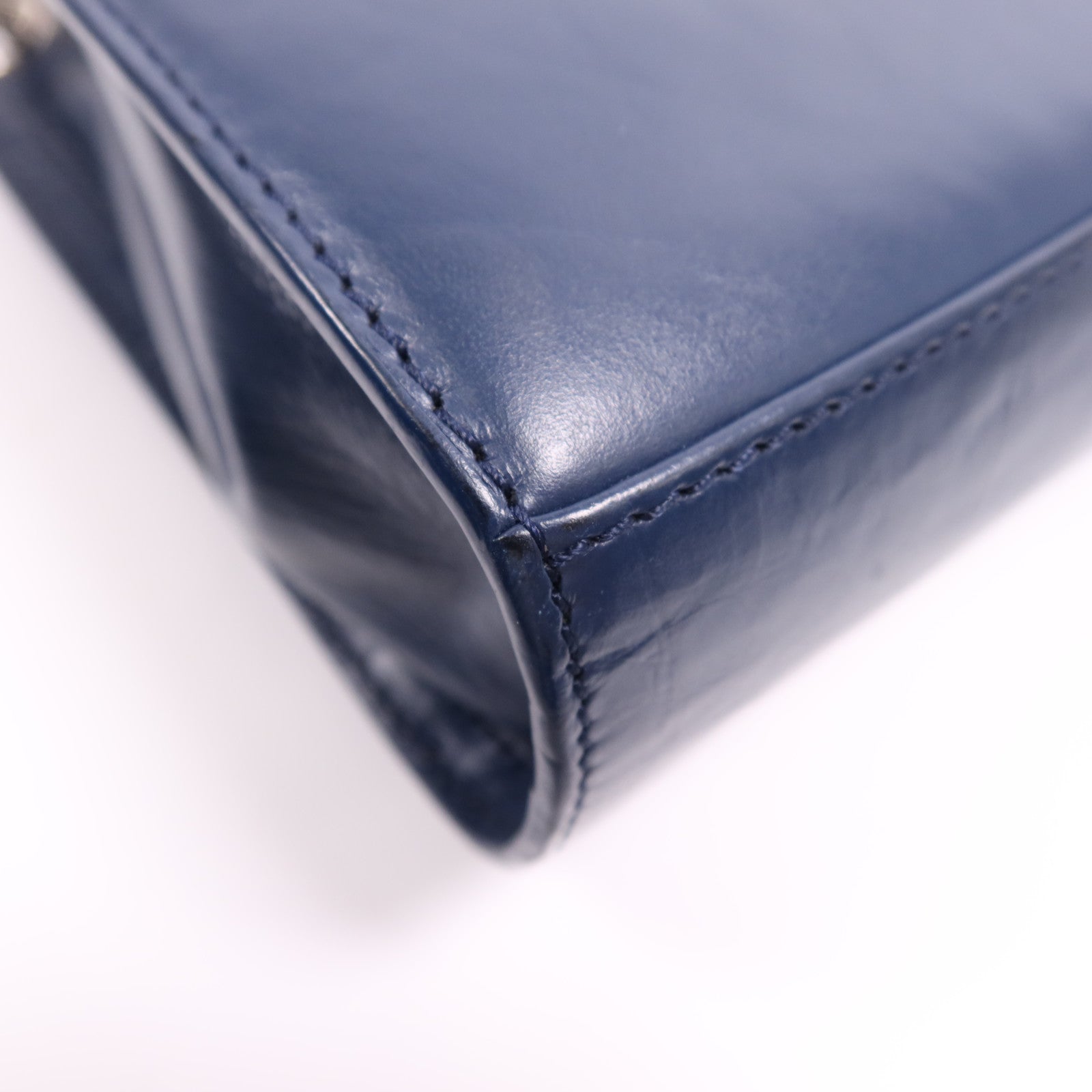 CHANEL 牛皮皮革Shoulder Bag銀扣鏈帶肩背袋