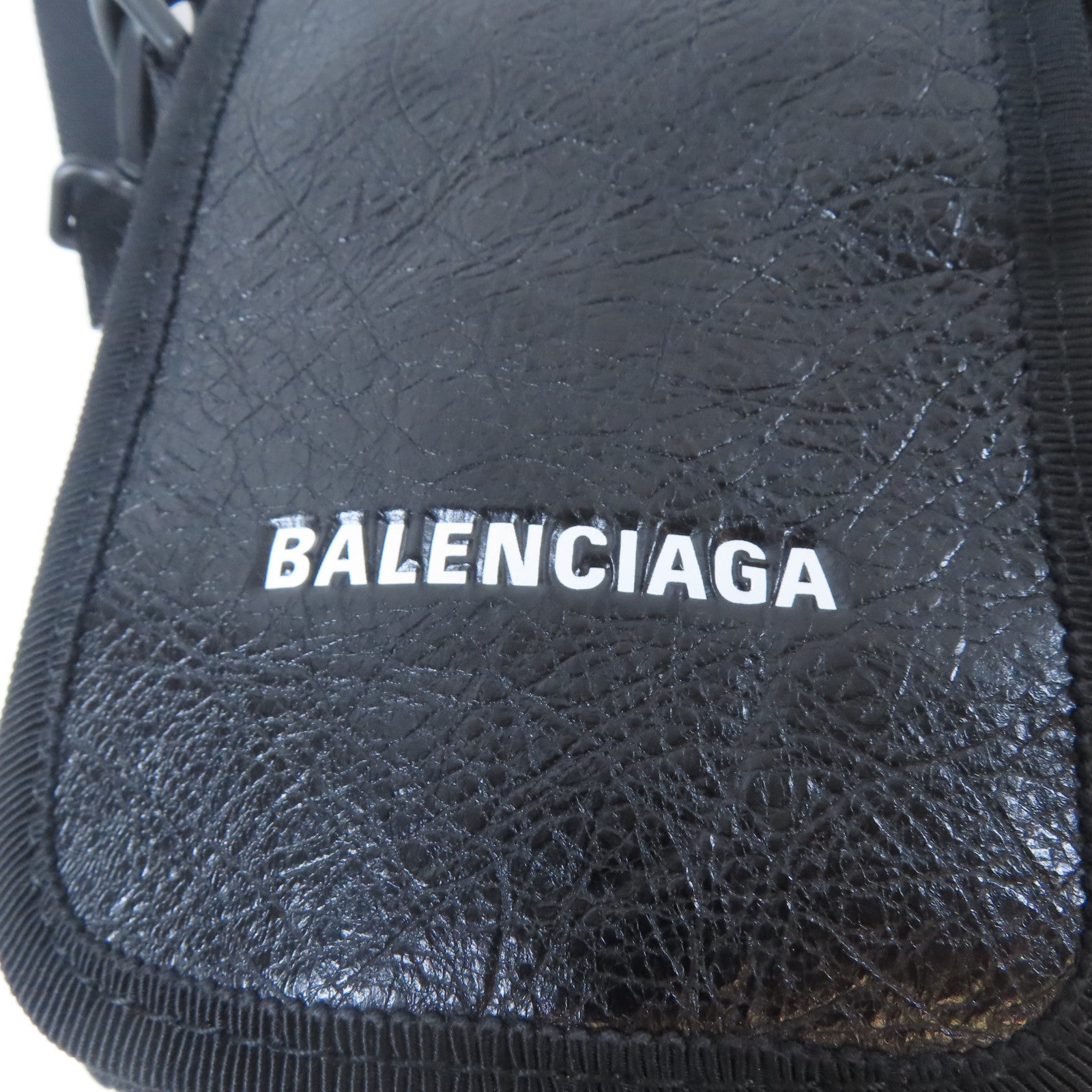 BALENCIAGA 【激減優惠】皮革Shoulder Bag黑扣肩背袋黑色