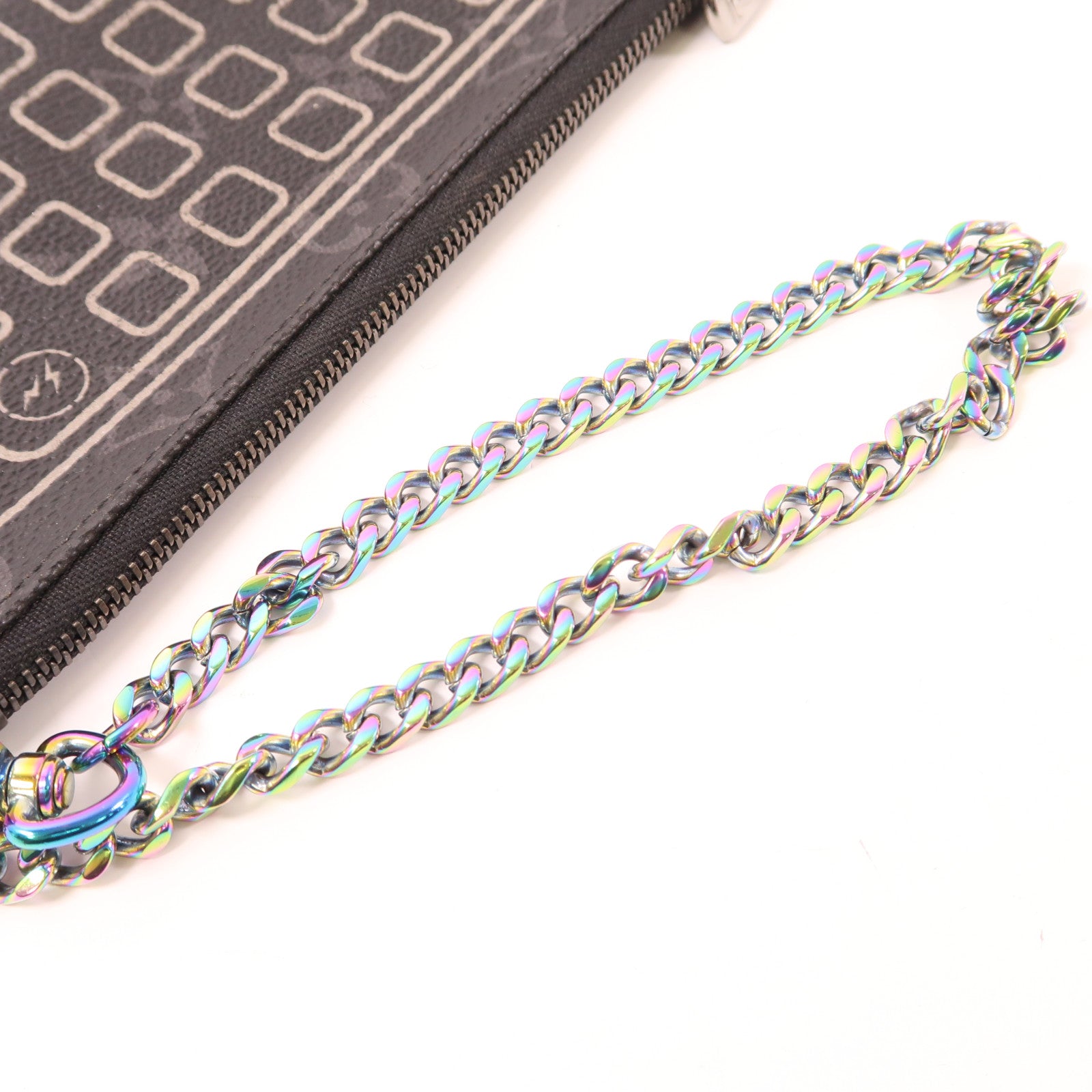 LOUIS VUITTON 【激減優惠】Monogram Eclipse iPhone Case電話套