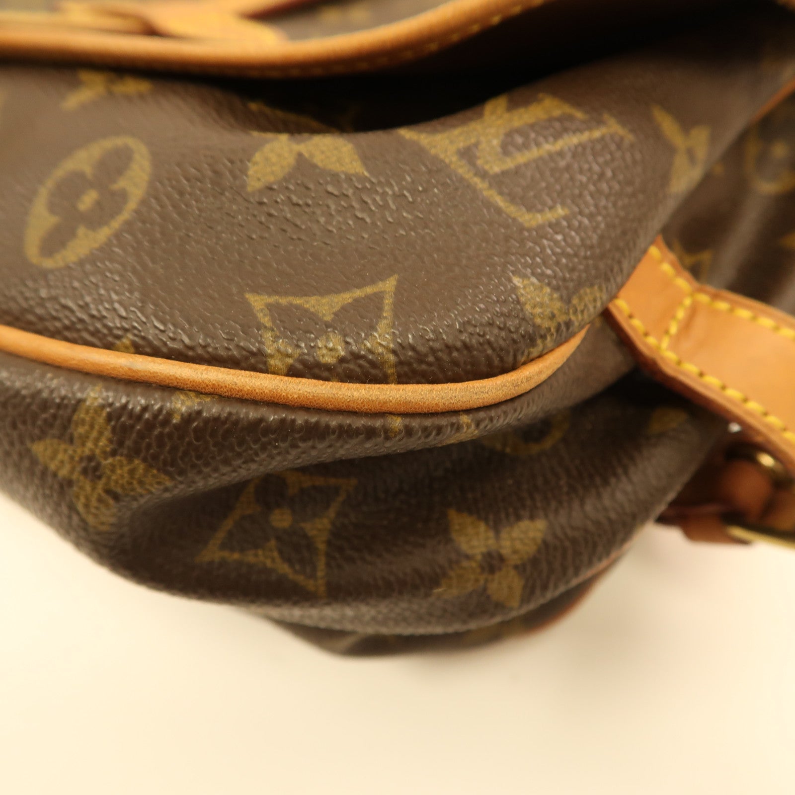 LOUIS VUITTON Monogram Saumur 30金扣肩背袋啡色