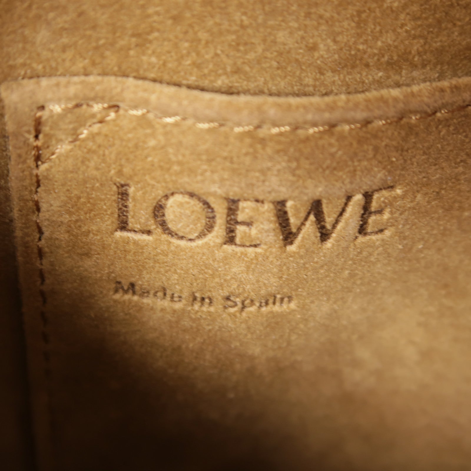 LOEWE 牛皮皮革Gate Small金扣肩背袋