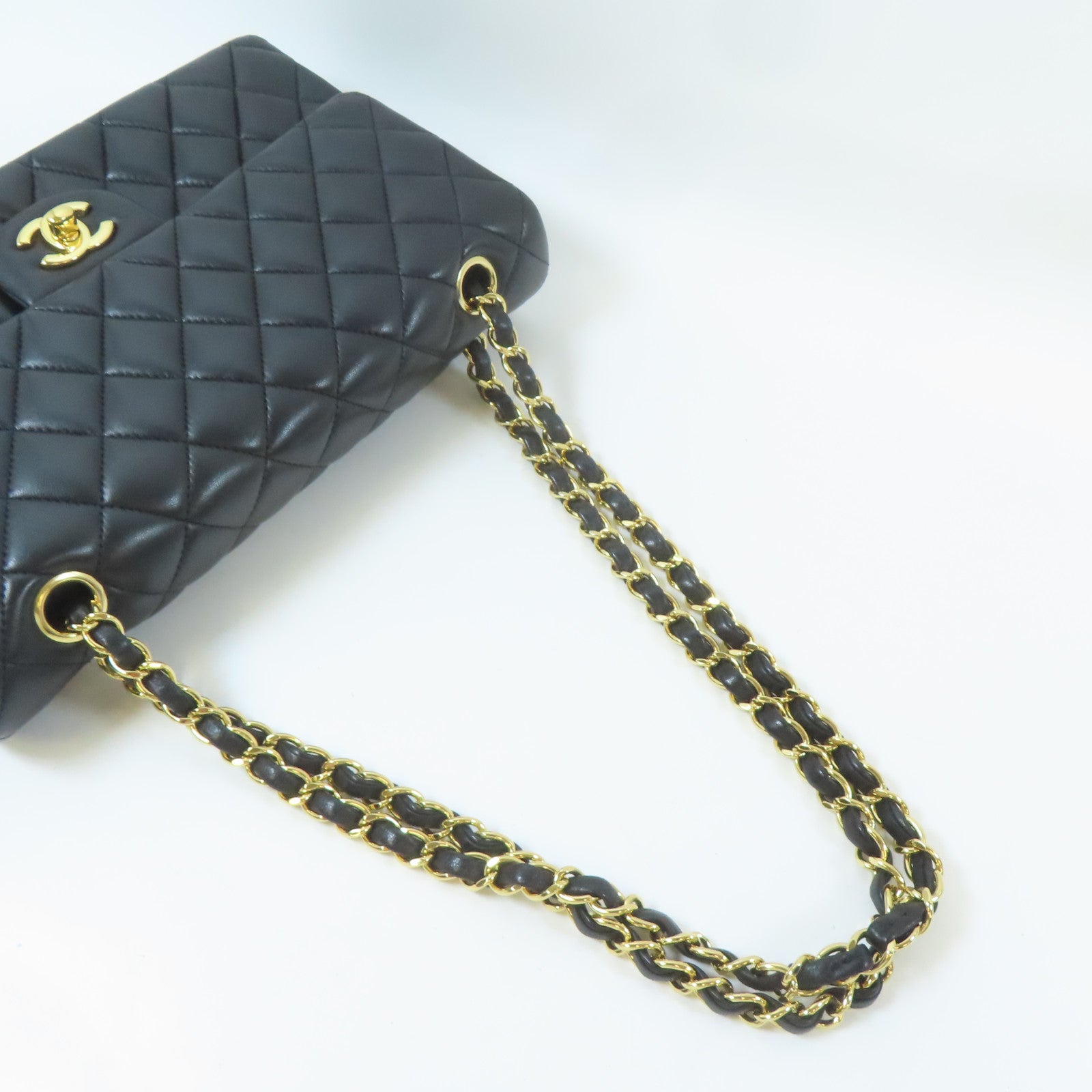 CHANEL 【激減優惠】菱格羊皮皮革Classic 25金扣鏈帶肩背袋黑色