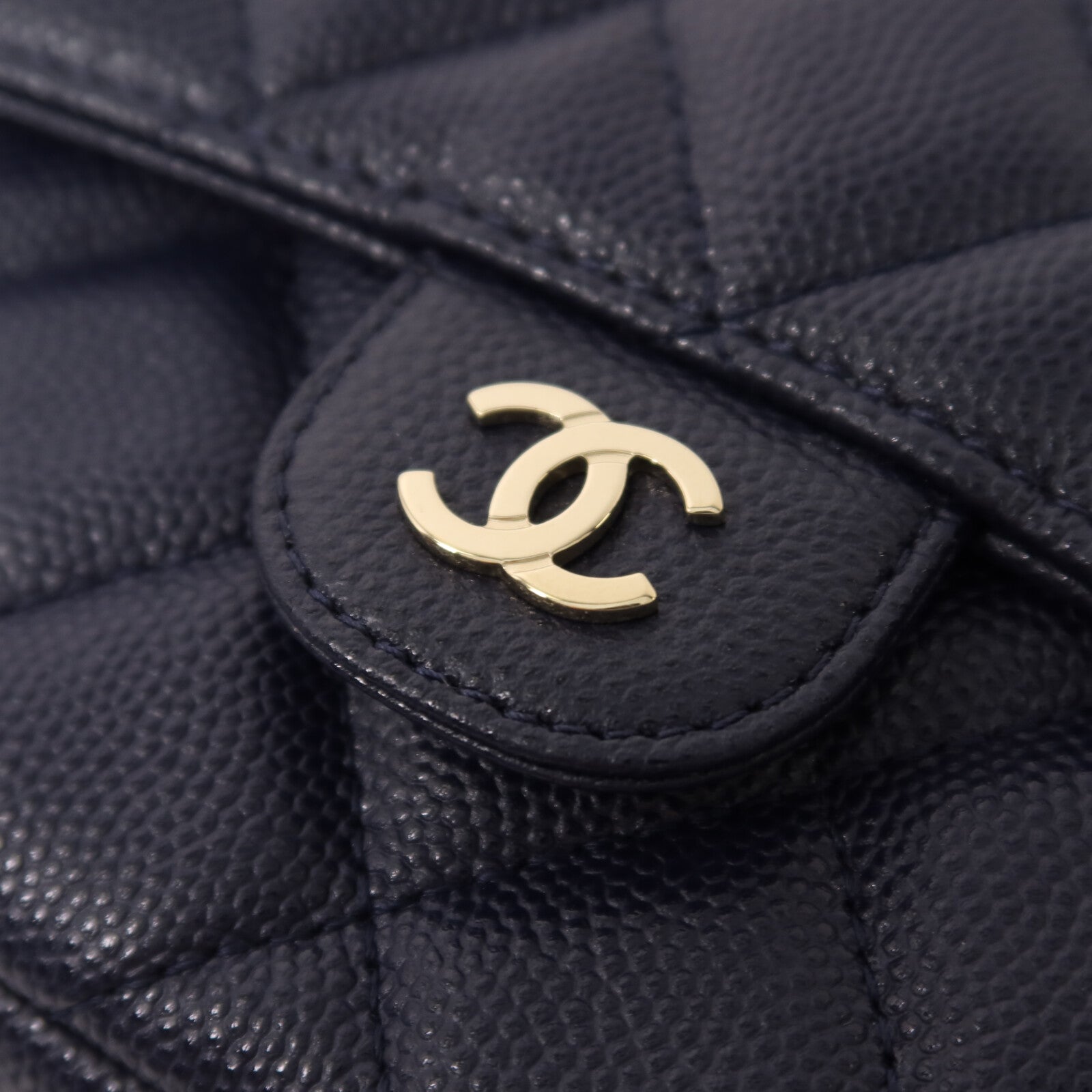 CHANEL 牛皮皮革Phone Case Bag金扣鏈帶肩背袋
